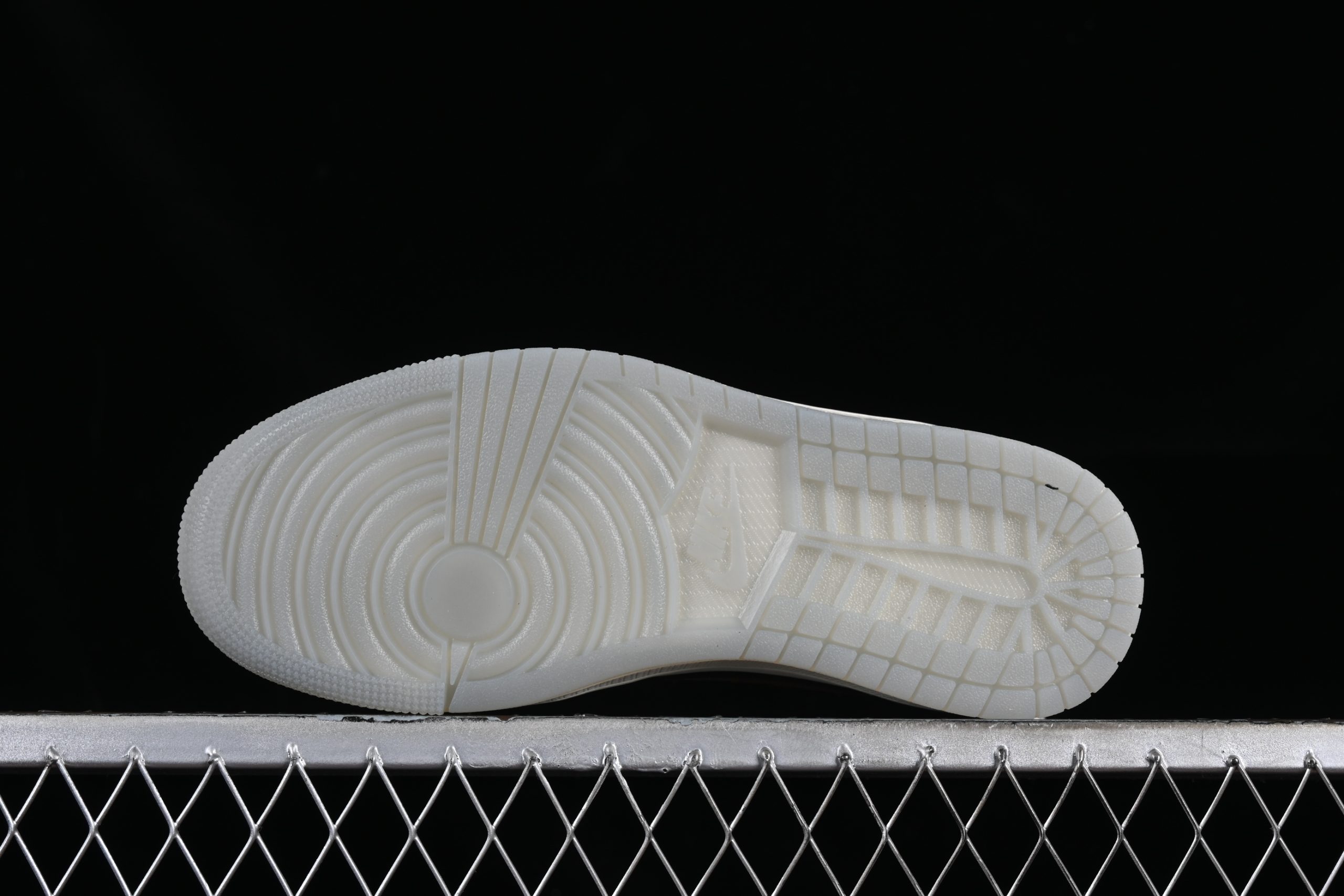 Air Jordan 1 Low CNF Year of The Dragon