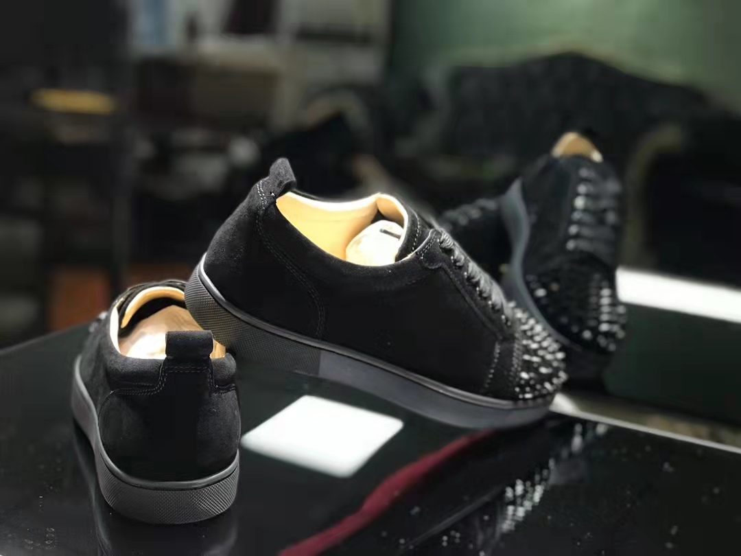 Christian Louboutin Louis Junior Spikes Sneakers Suede calf and spikes Black