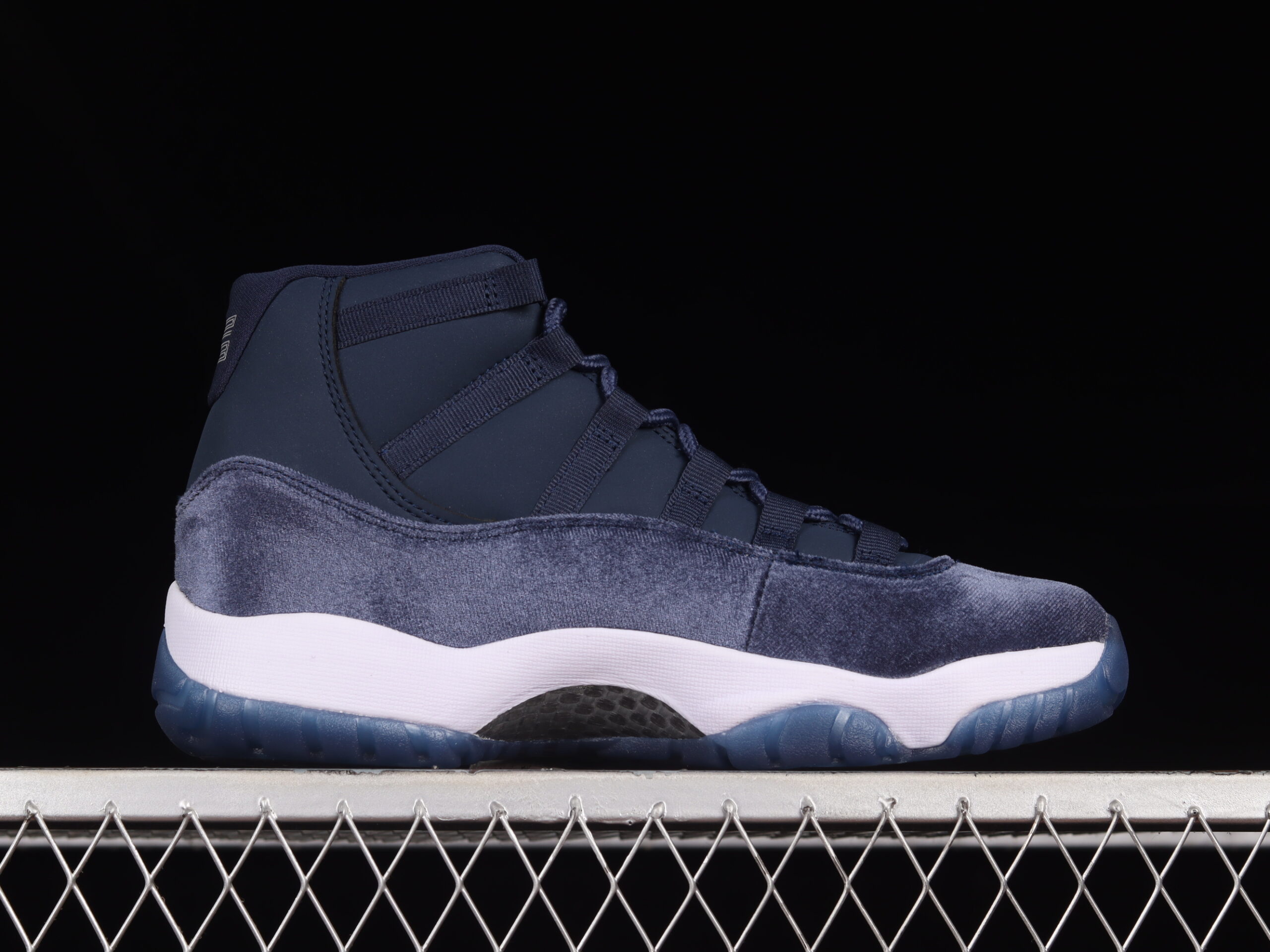 Women’s Air Jordan 11 Midnight Navy
