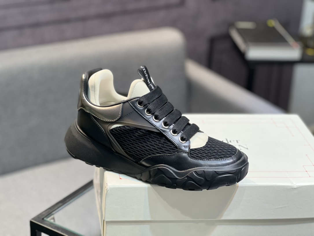 Alexander McQueen's latest wide-type sneakers