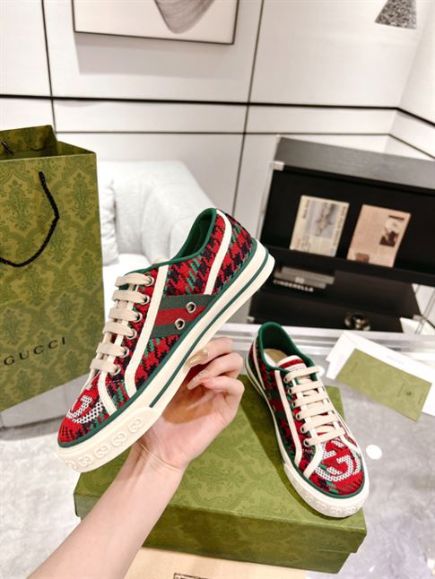 GUCCI TENNIS 1977 SNEAKERS – GCC125