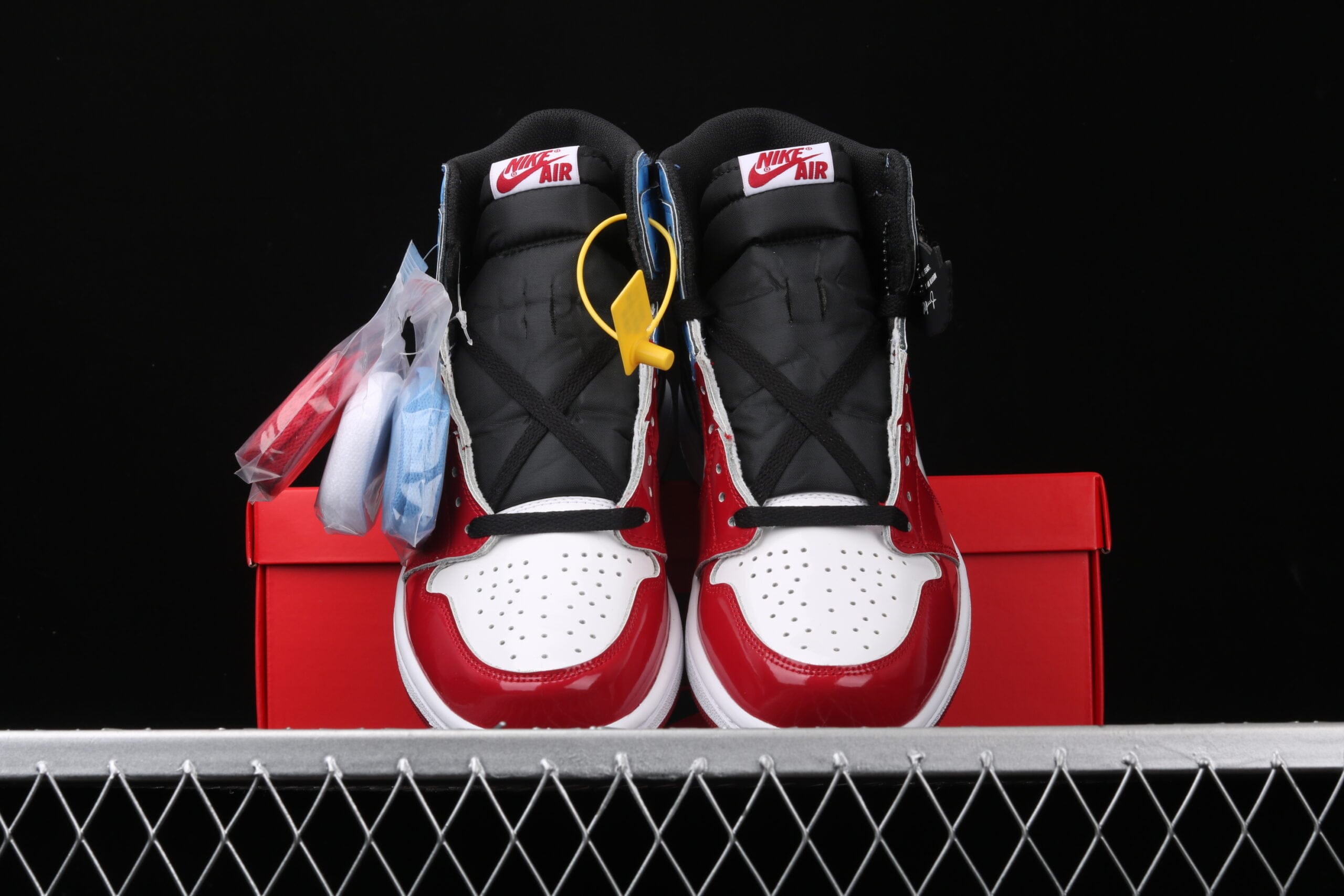 Jordan 1 Retro High, Fearless UNC Chicago