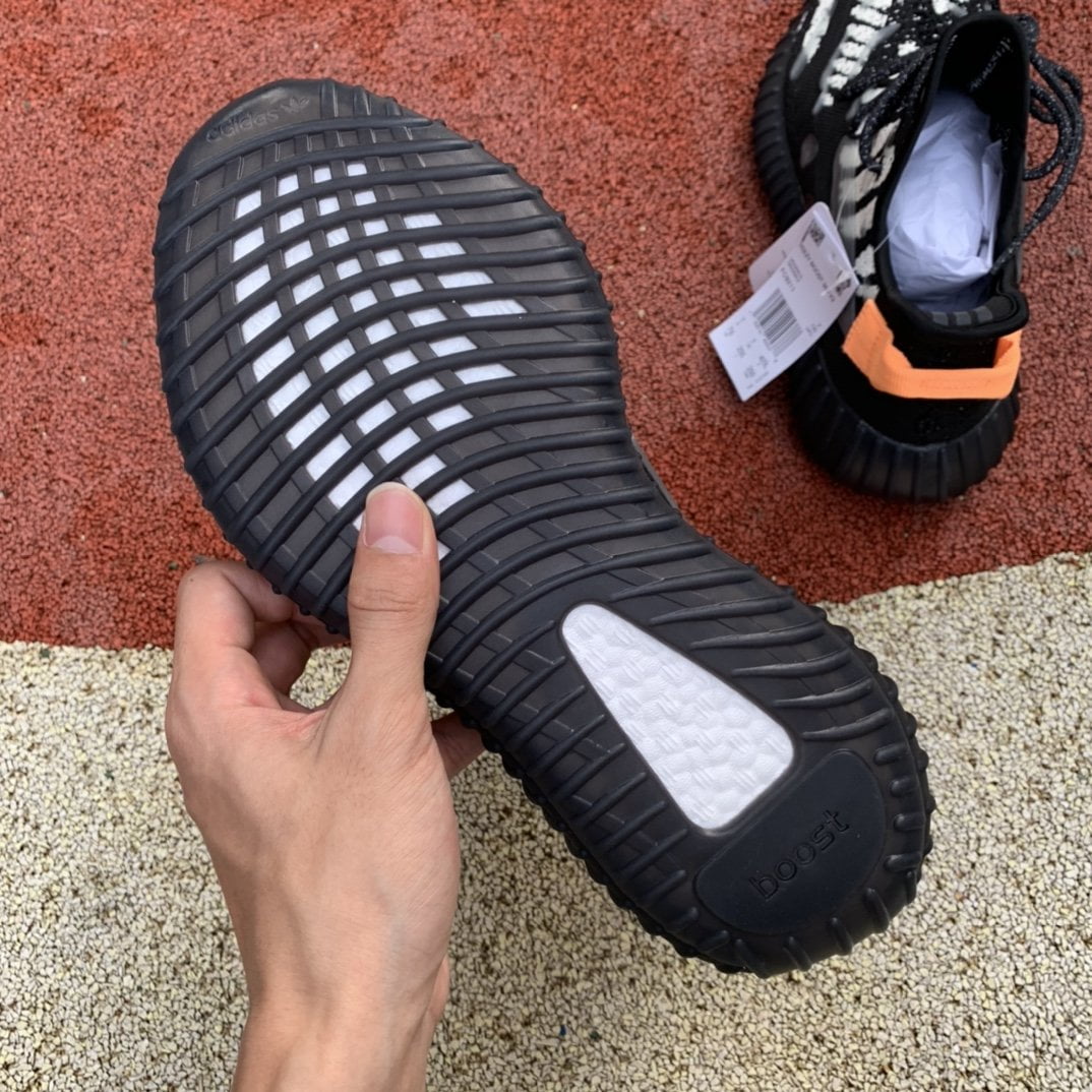 Yeezy 350 V3 Runner