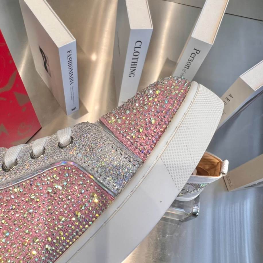 Christian Louboutin Low Top Pink Silver Sneaker – CLS051