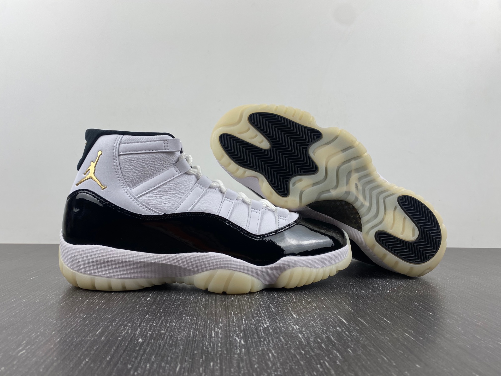 Air Jordan 11 Gratitude