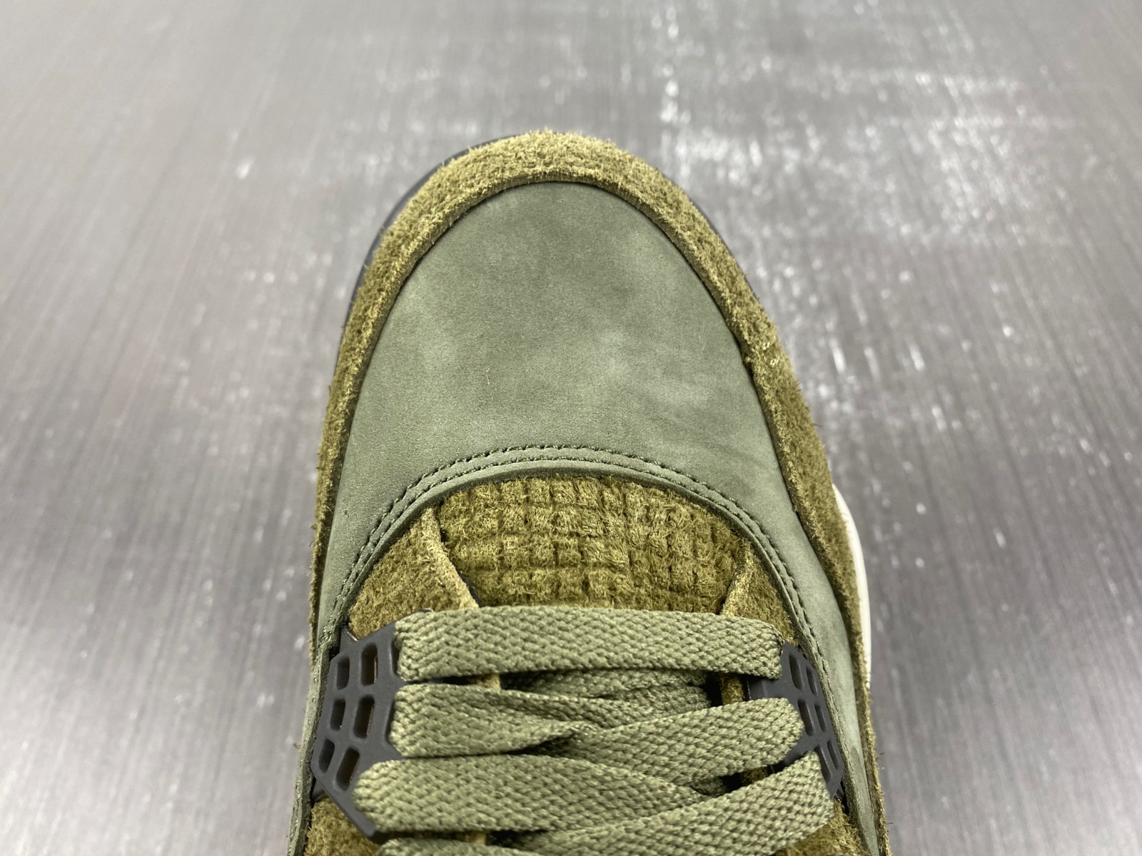 Air Jordan 4 Craft Medium Olive