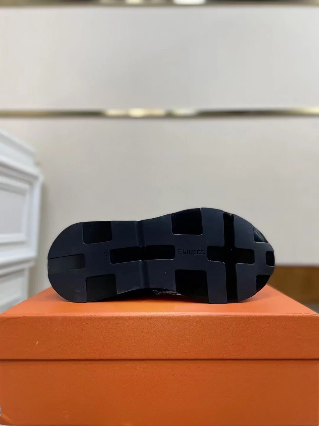 Hermes Men’s Drive Sneakers In Black Leather – HM033