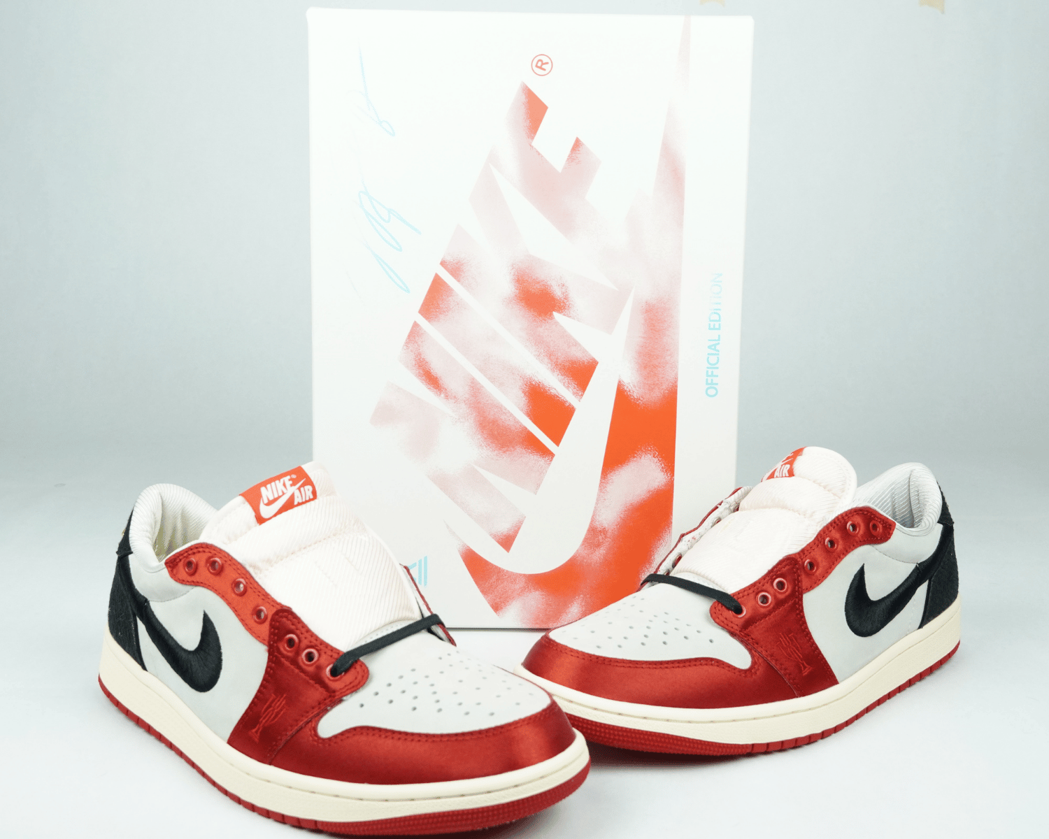Trophy Room x Air Jordan 1 Low OG Rookie Card