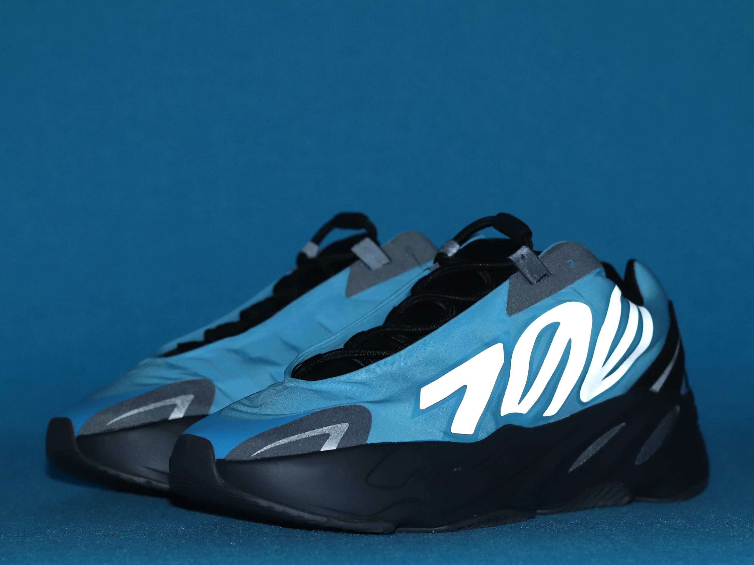 adidas Yeezy Boost 700 MNVN Bright Cyan