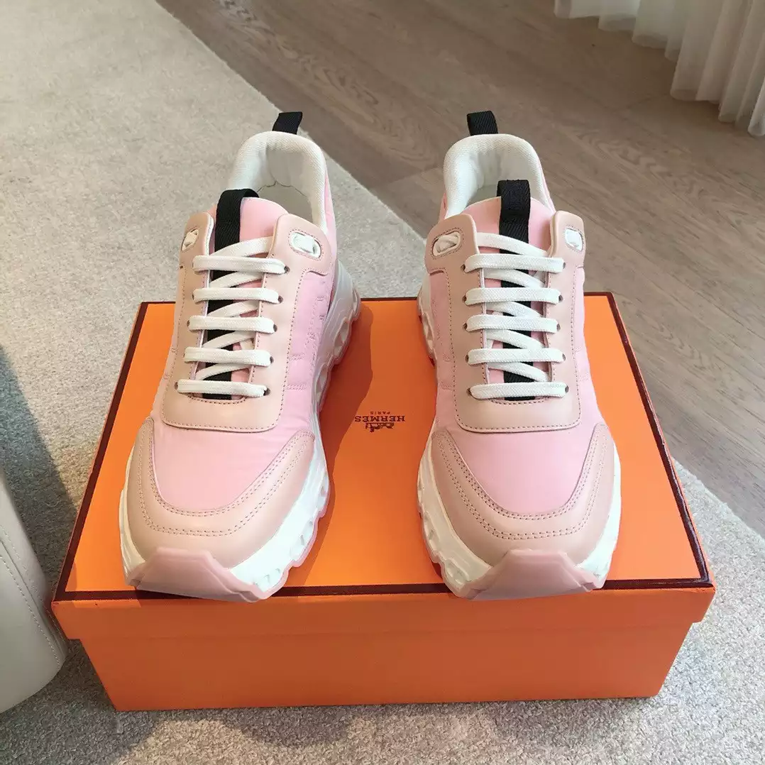 Hermes Women’s Impulse Sneakers in Pink Fabric and Leather – HM018