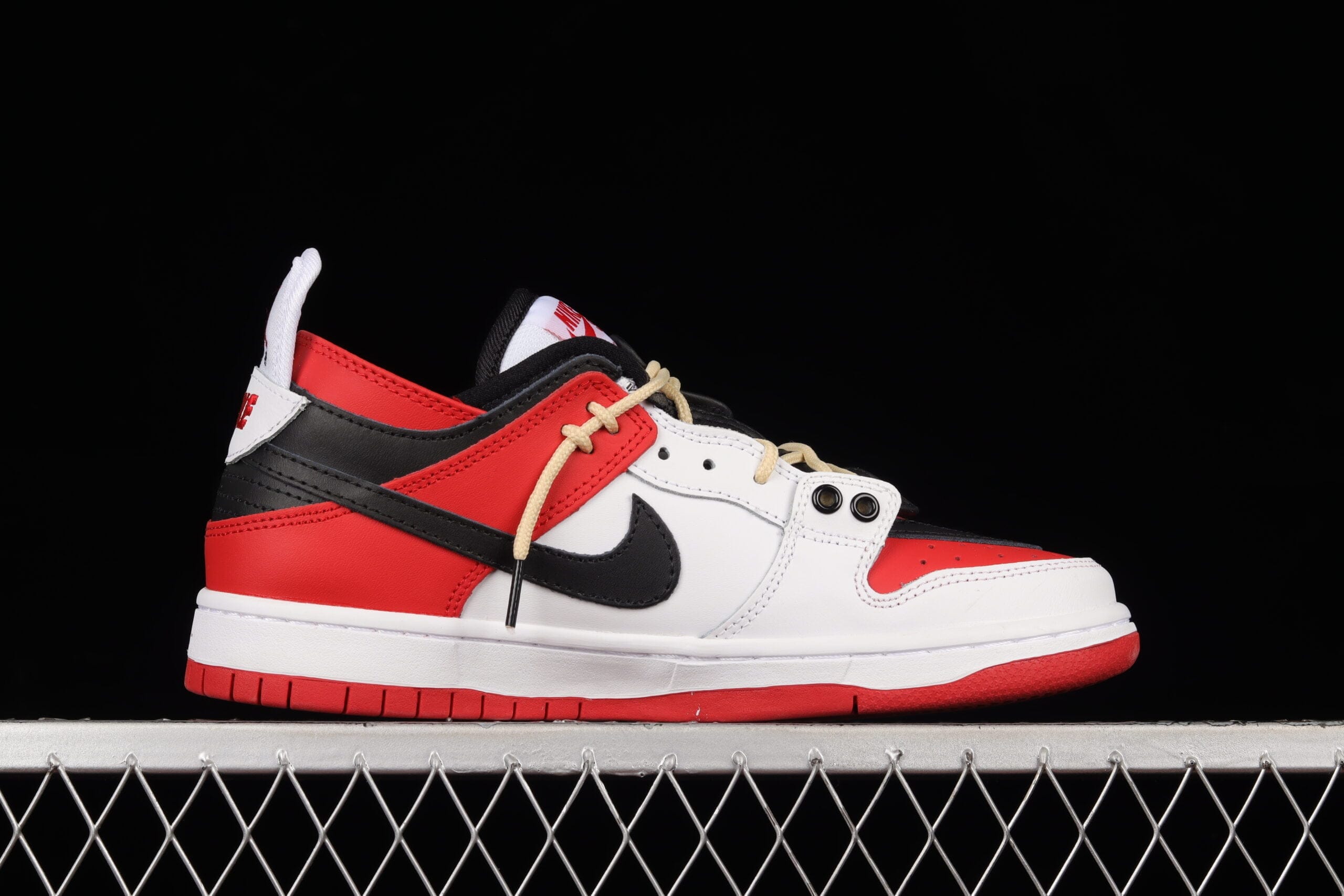 Air Jordan 1 Low Fantasy white red tie