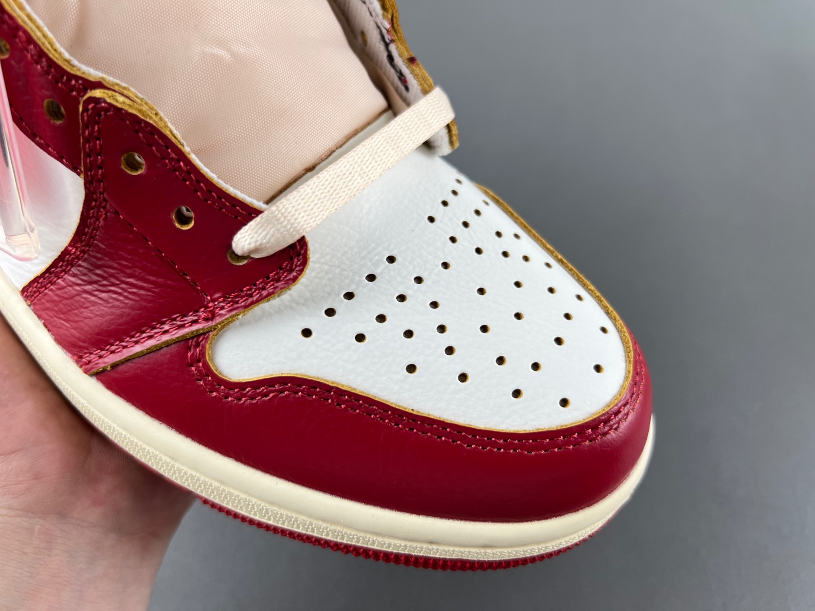 Union LA x Air Jordan 1 High OG Chicago Shadow