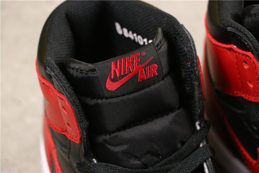 Jordan 1 Retro Bred “Banned” (2016)