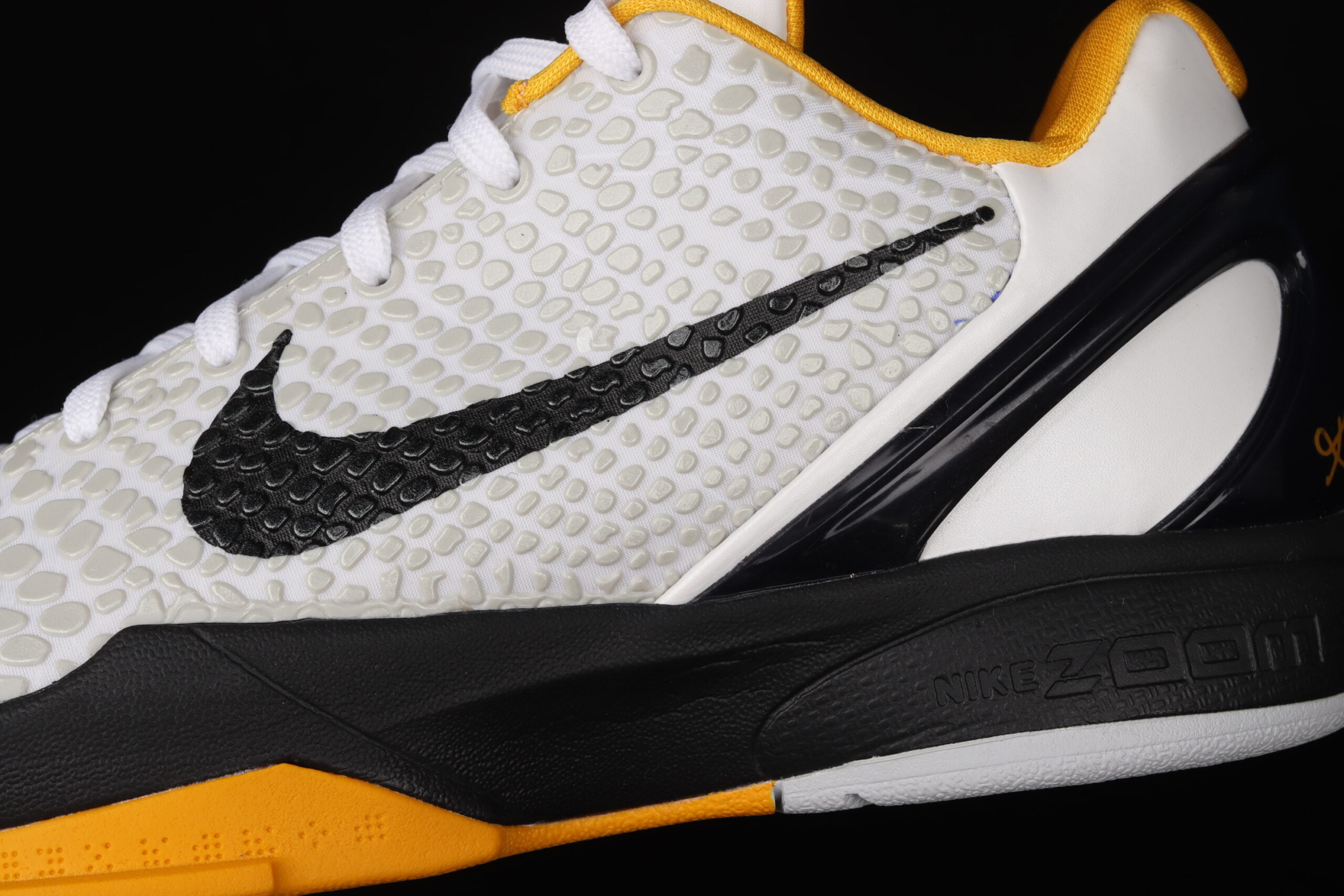 Kobe 6 Protro Playoff Pack White Del Sol