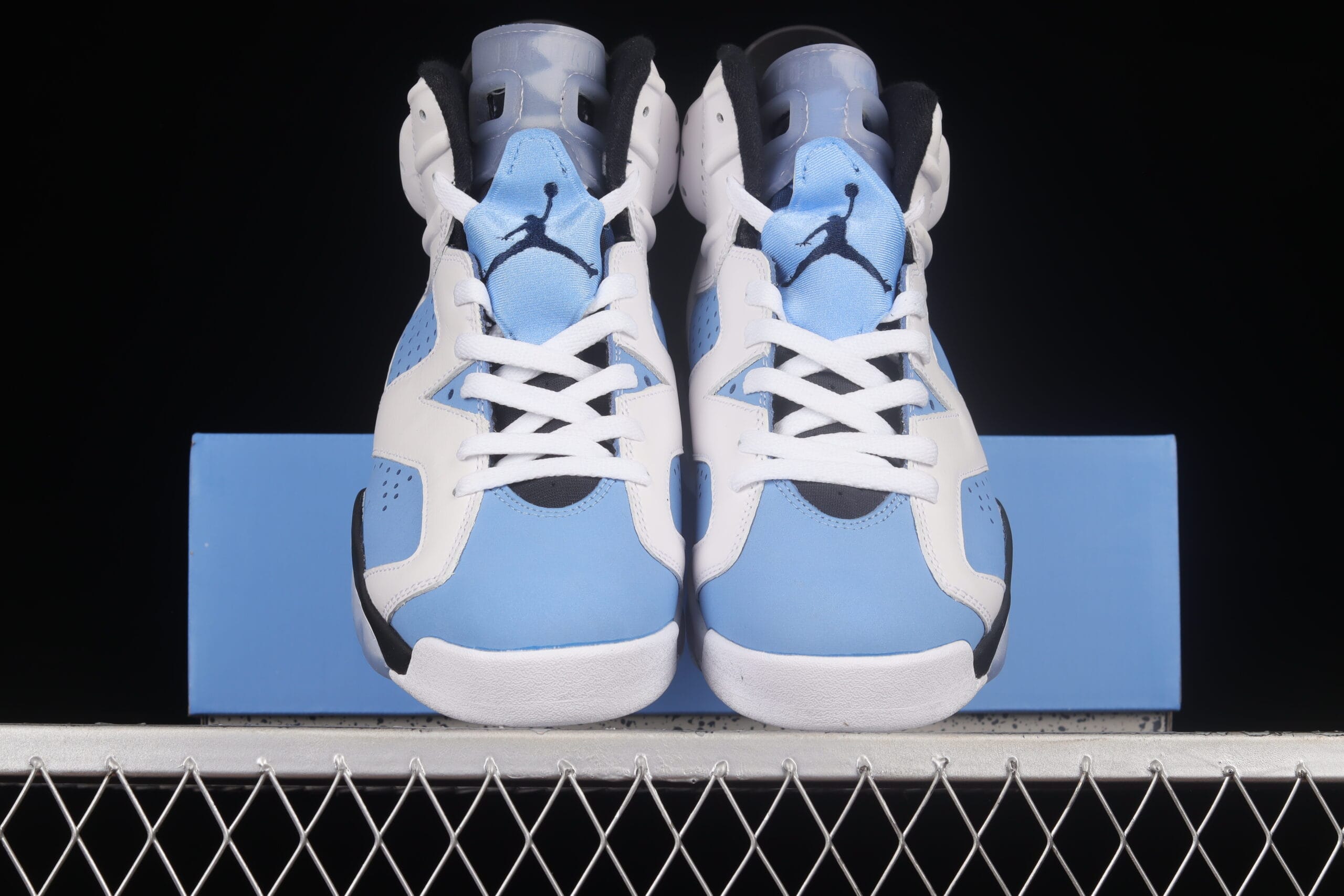 Air Jordan 6 Retro UNC White