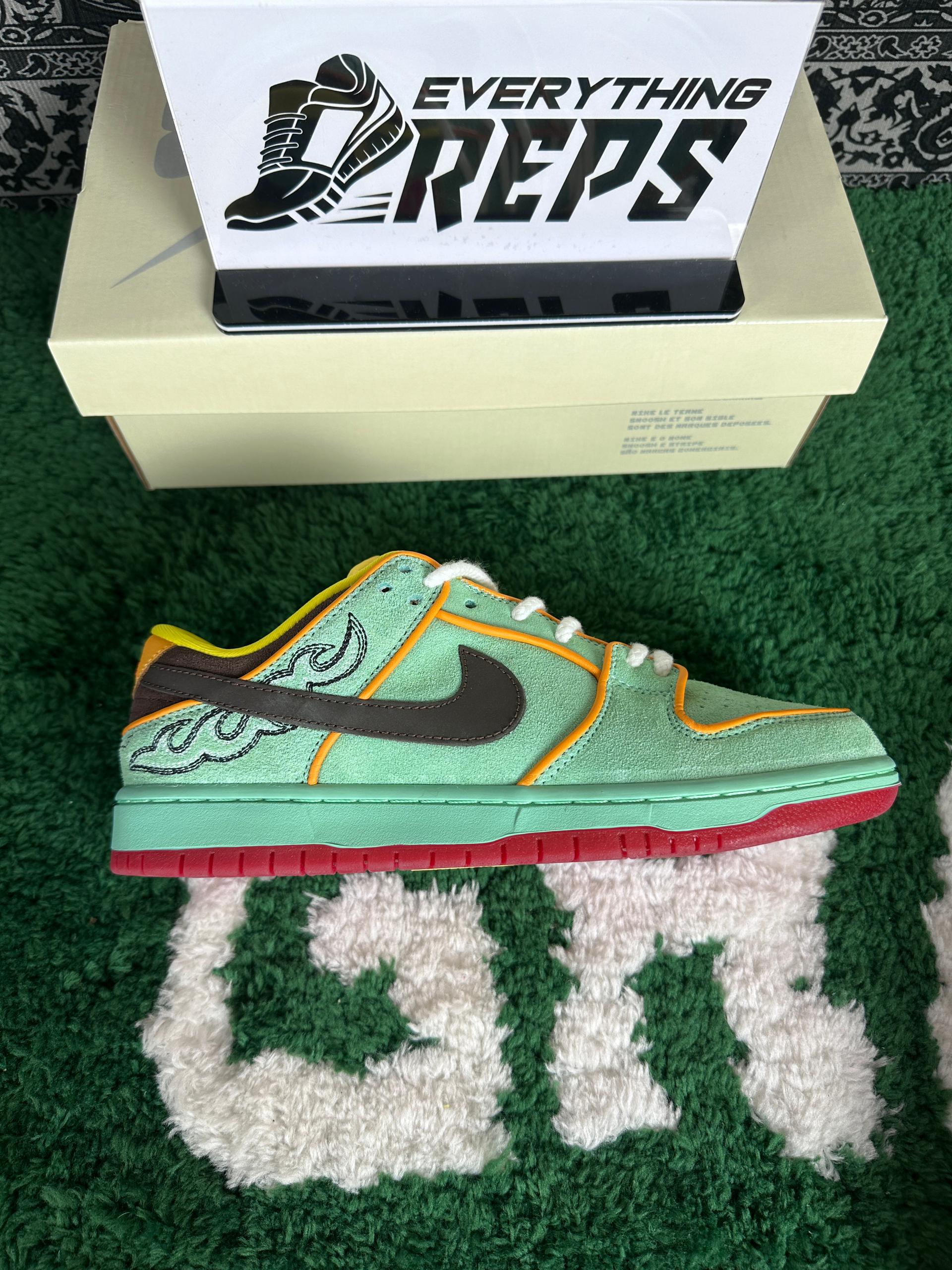 Nike SB Dunk Low Rodeo Tourmaline