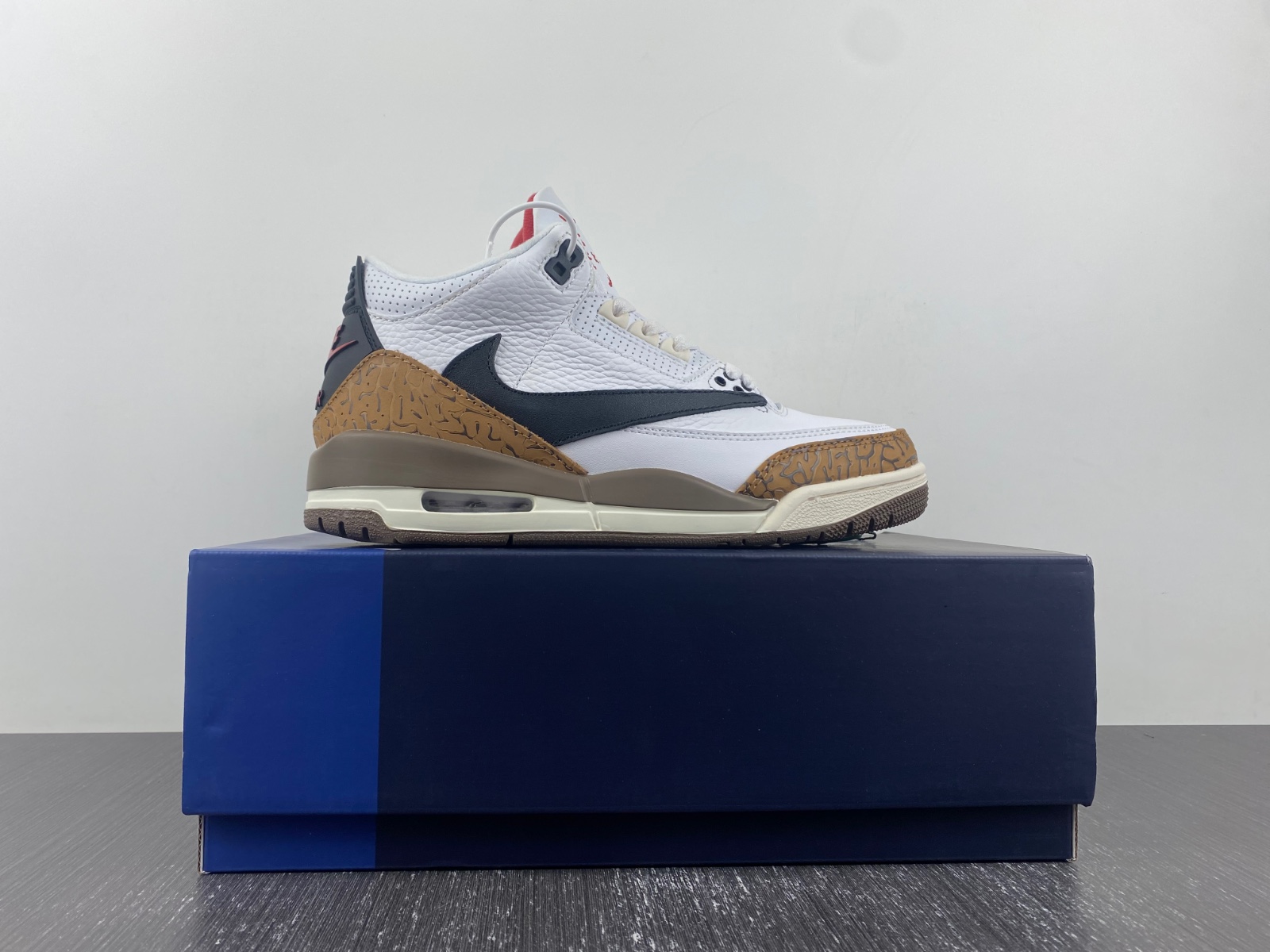 Travis Scott Jordan 3 Tan Brown