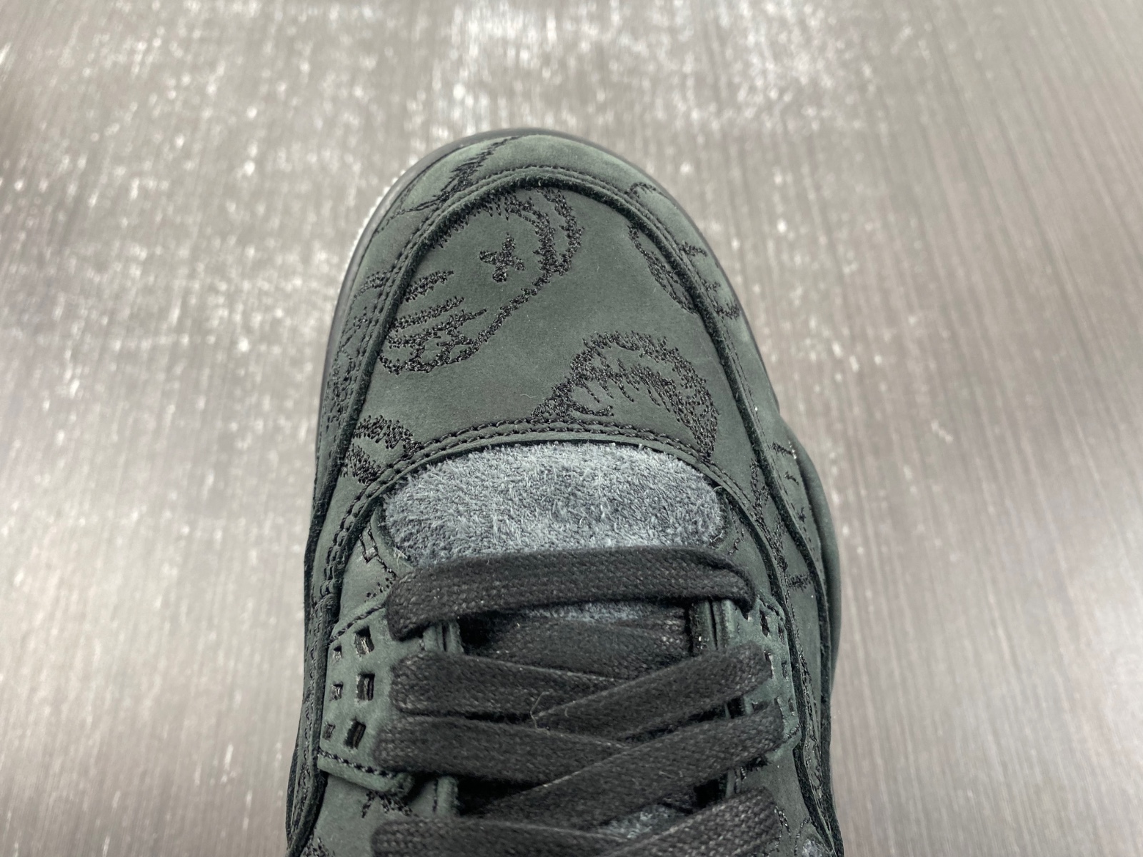 Jordan 4 Retro Kaws Black
