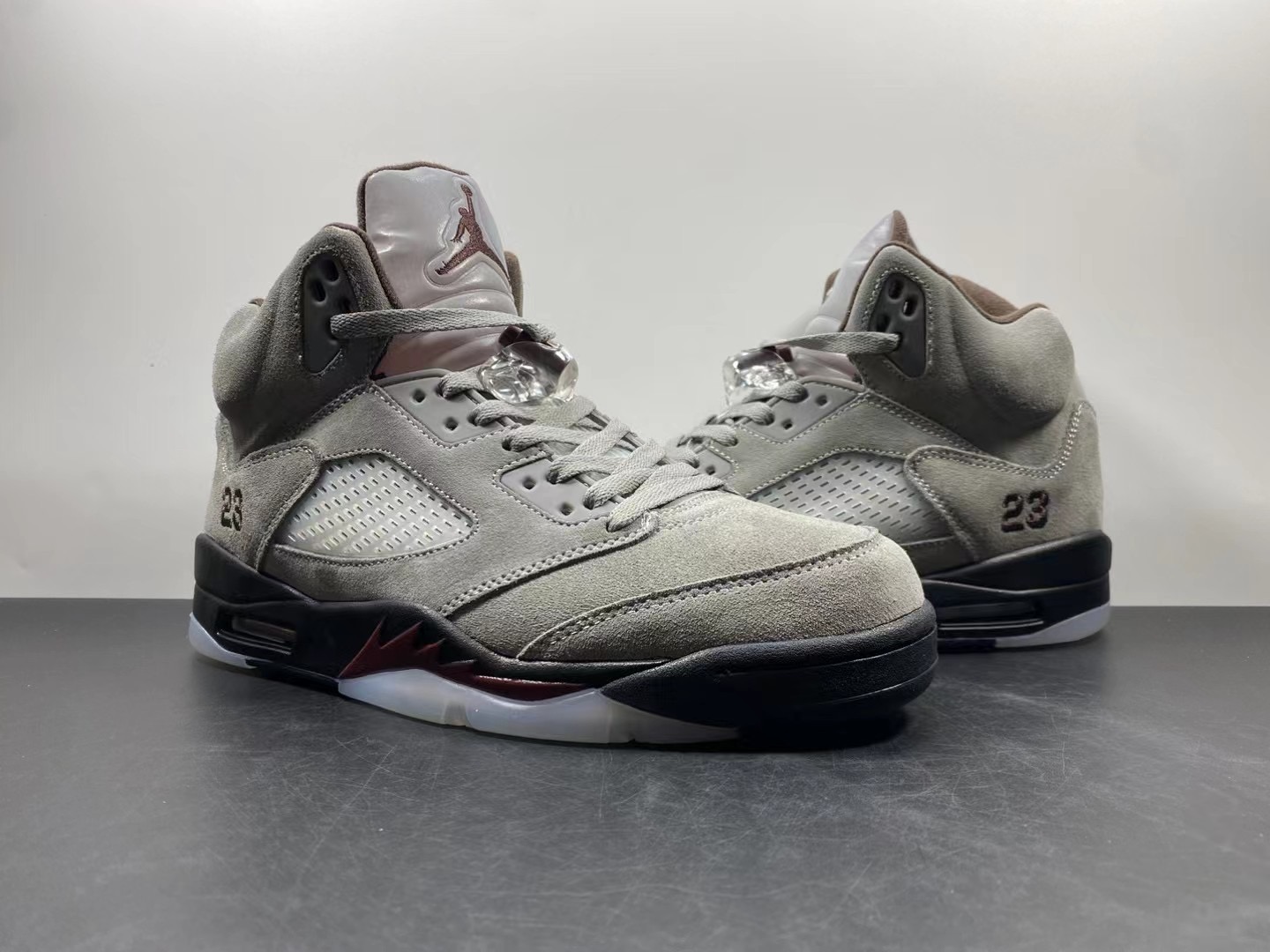 Air Jordan 5 A Ma Maniére Light Bone