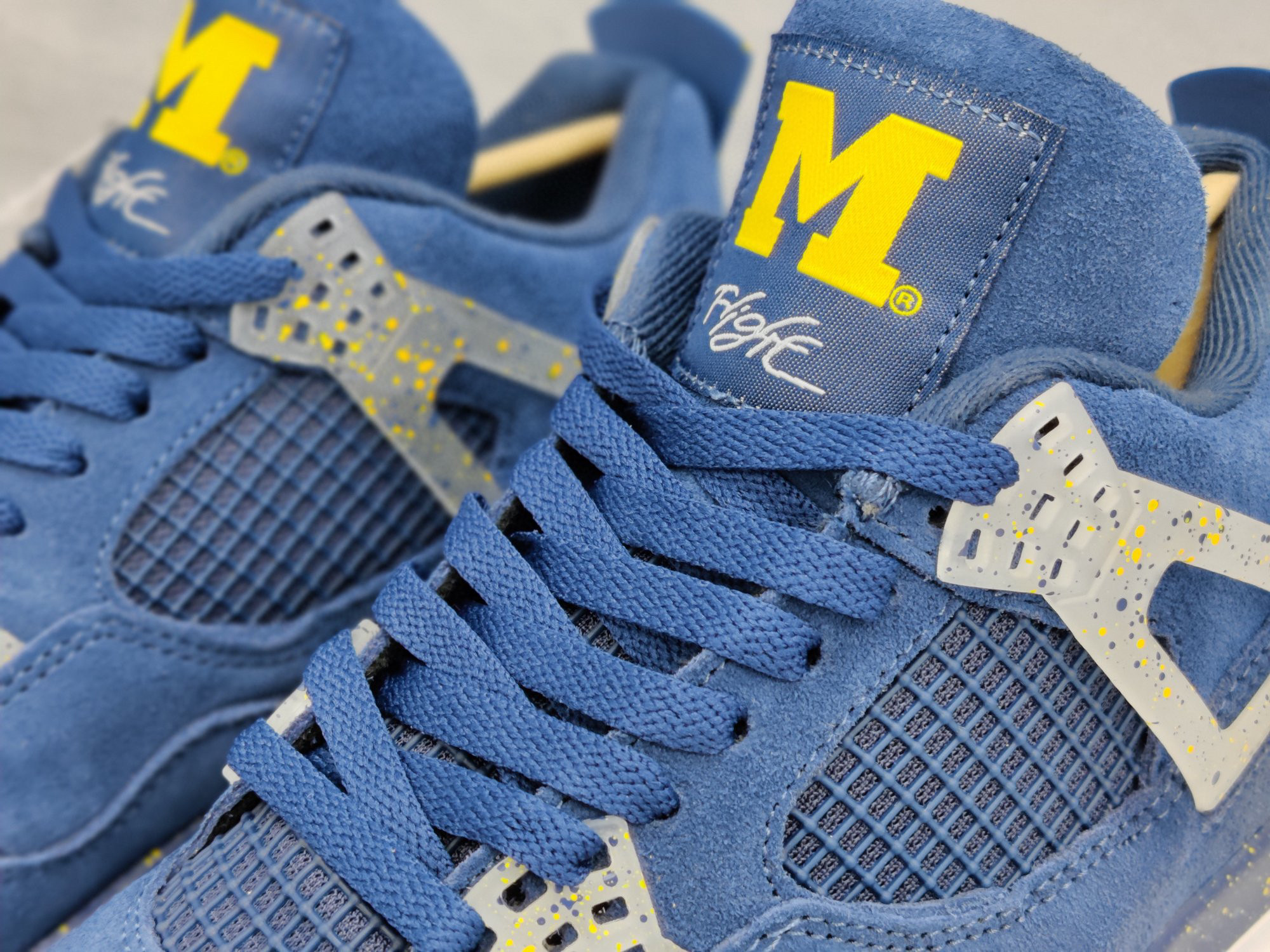 Jordan 4 Retro Michigan (PE)
