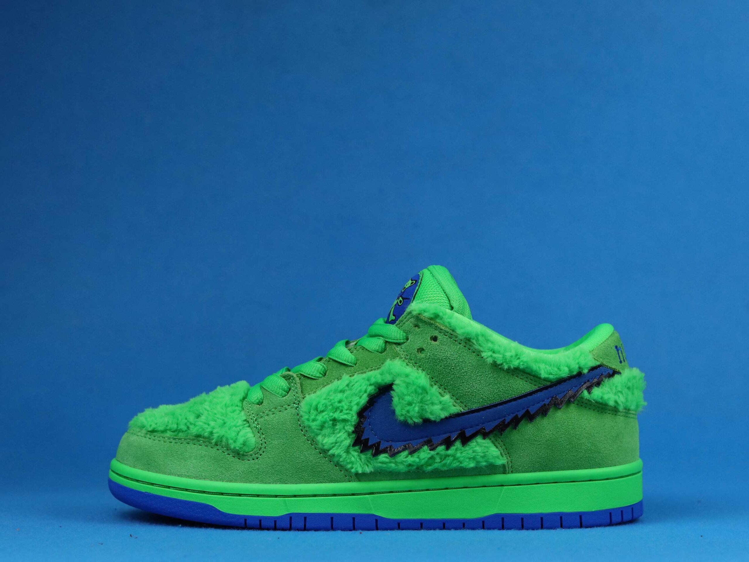 Nike SB Dunk Low Grateful Dead Bears Green
