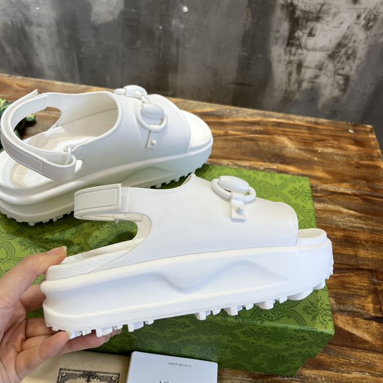 GUCCI WOMEN’S HORSEBIT FLATFORM SANDAL WHITE RUBBER – GSL017