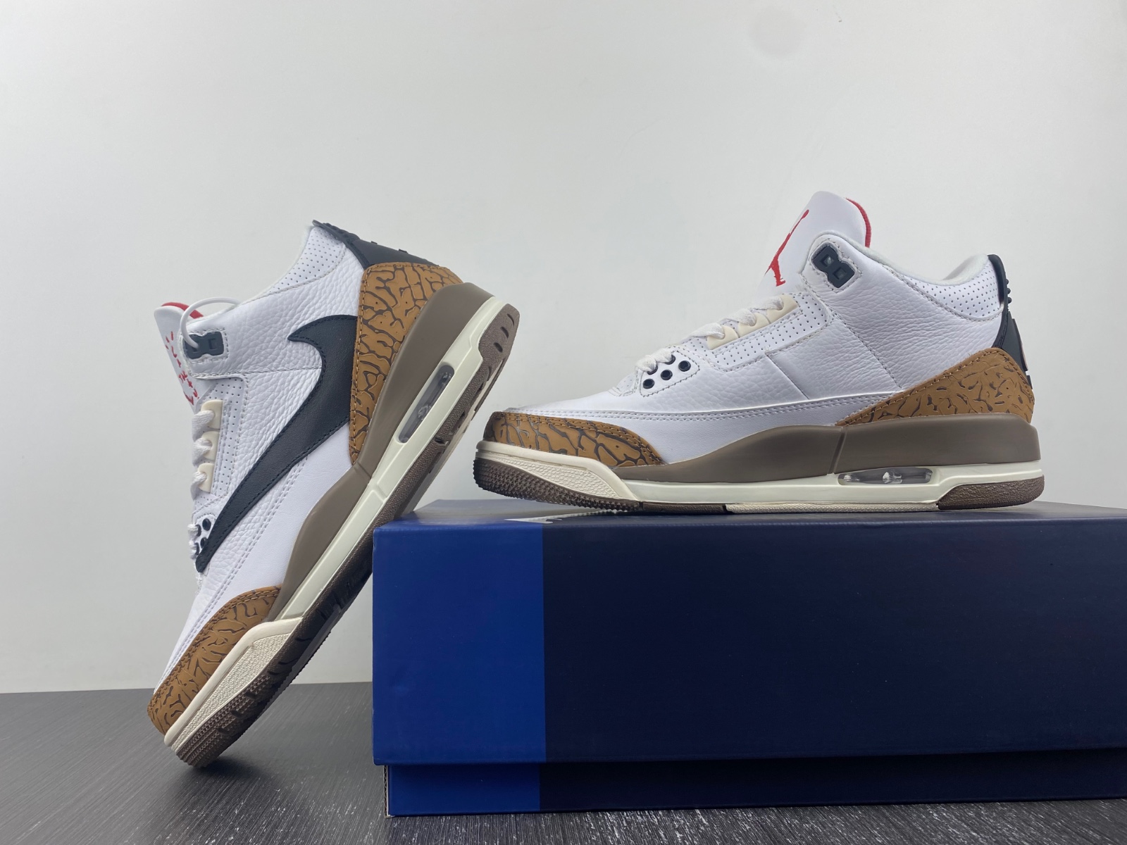 Travis Scott Jordan 3 Tan Brown