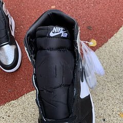 Jordan 1 Retro High Silver Toe