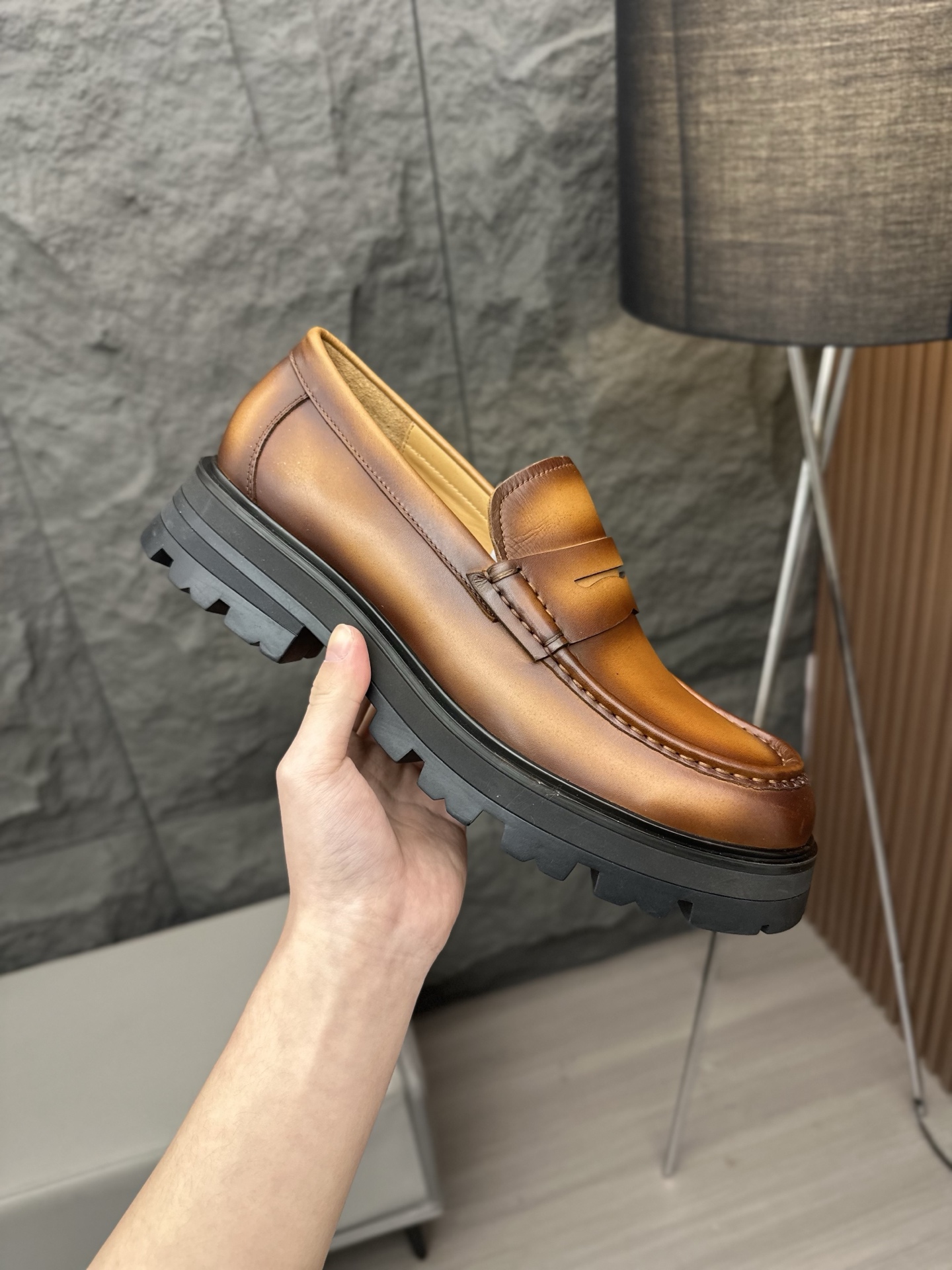 ALEXANDER MCQUEEN new men's derby shoes