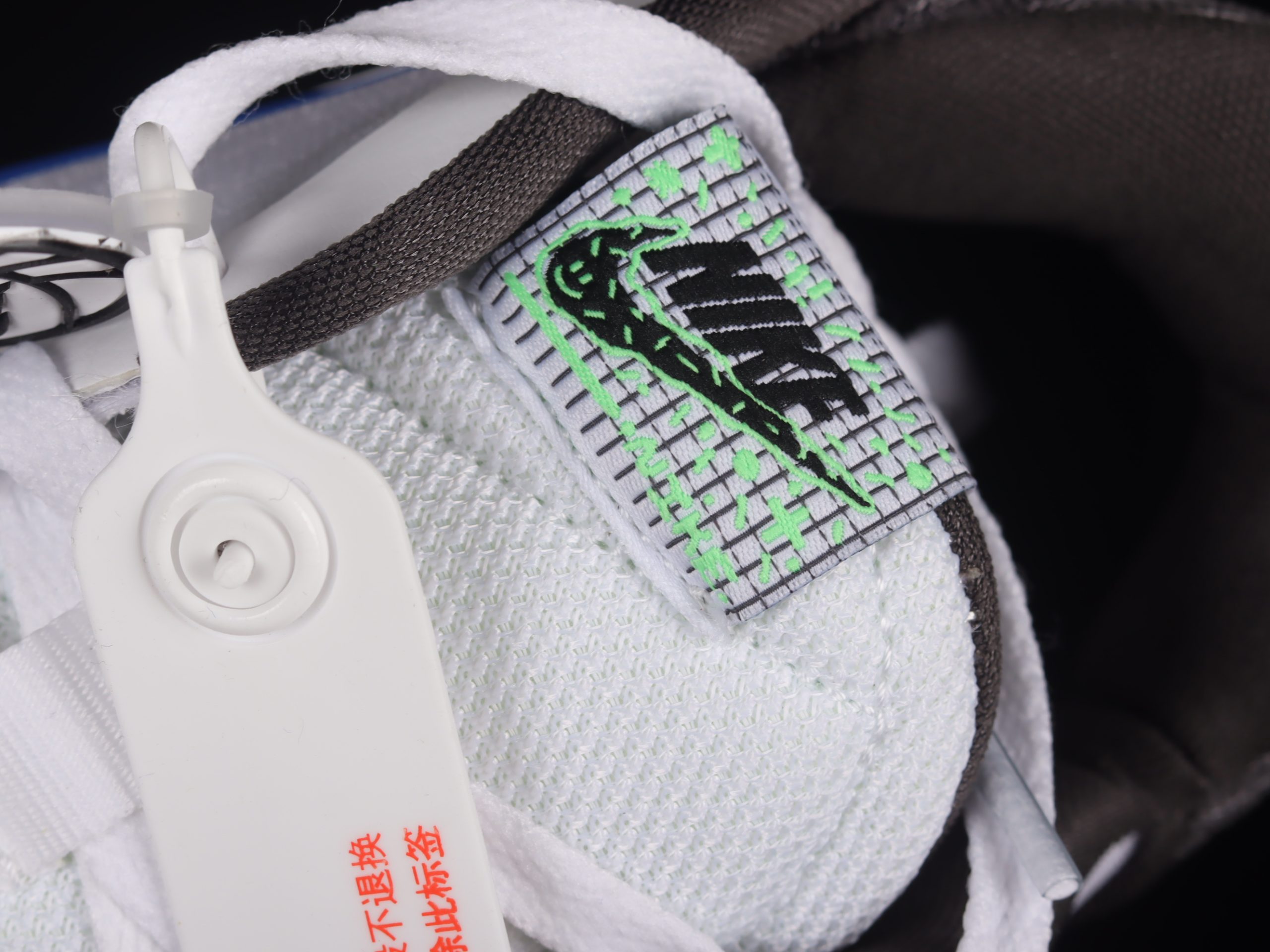 Nike Kyrie Low 5 Butterfly Effect