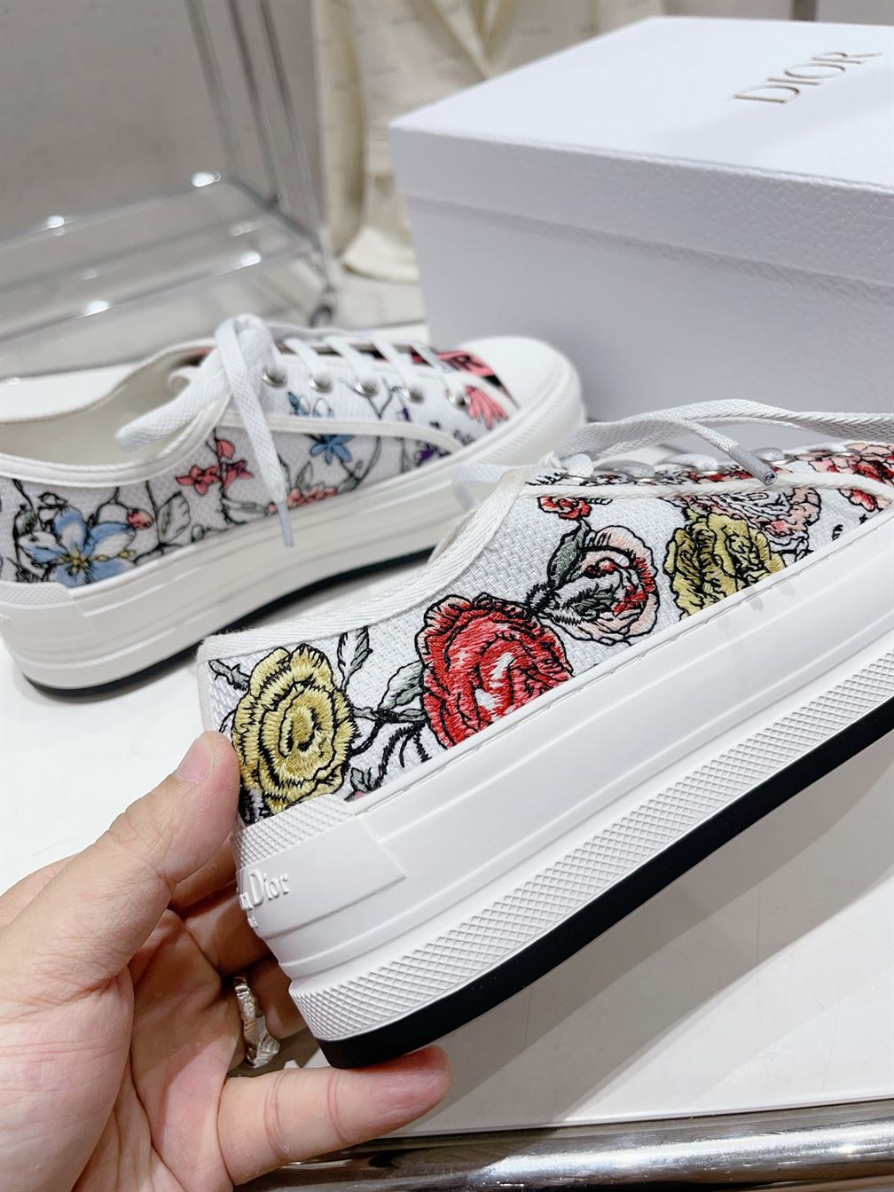 DIOR WALK’N’DIOR PLATFORM SNEAKER – DO112