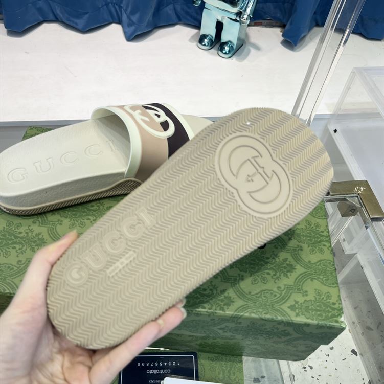 GUCCI SLIDE INTERLOCKING G LEATHER BLACK FOR MEN – GSL007