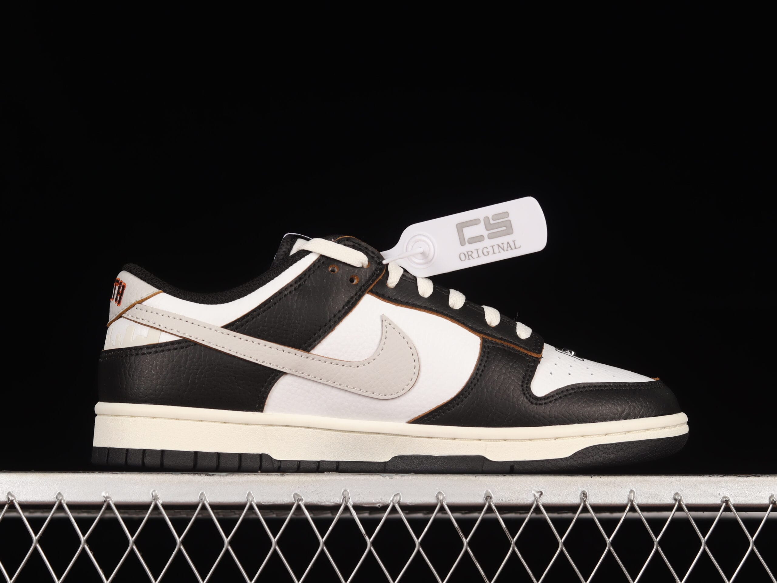 HUF x Nike SB Dunk Low “San Francisco”