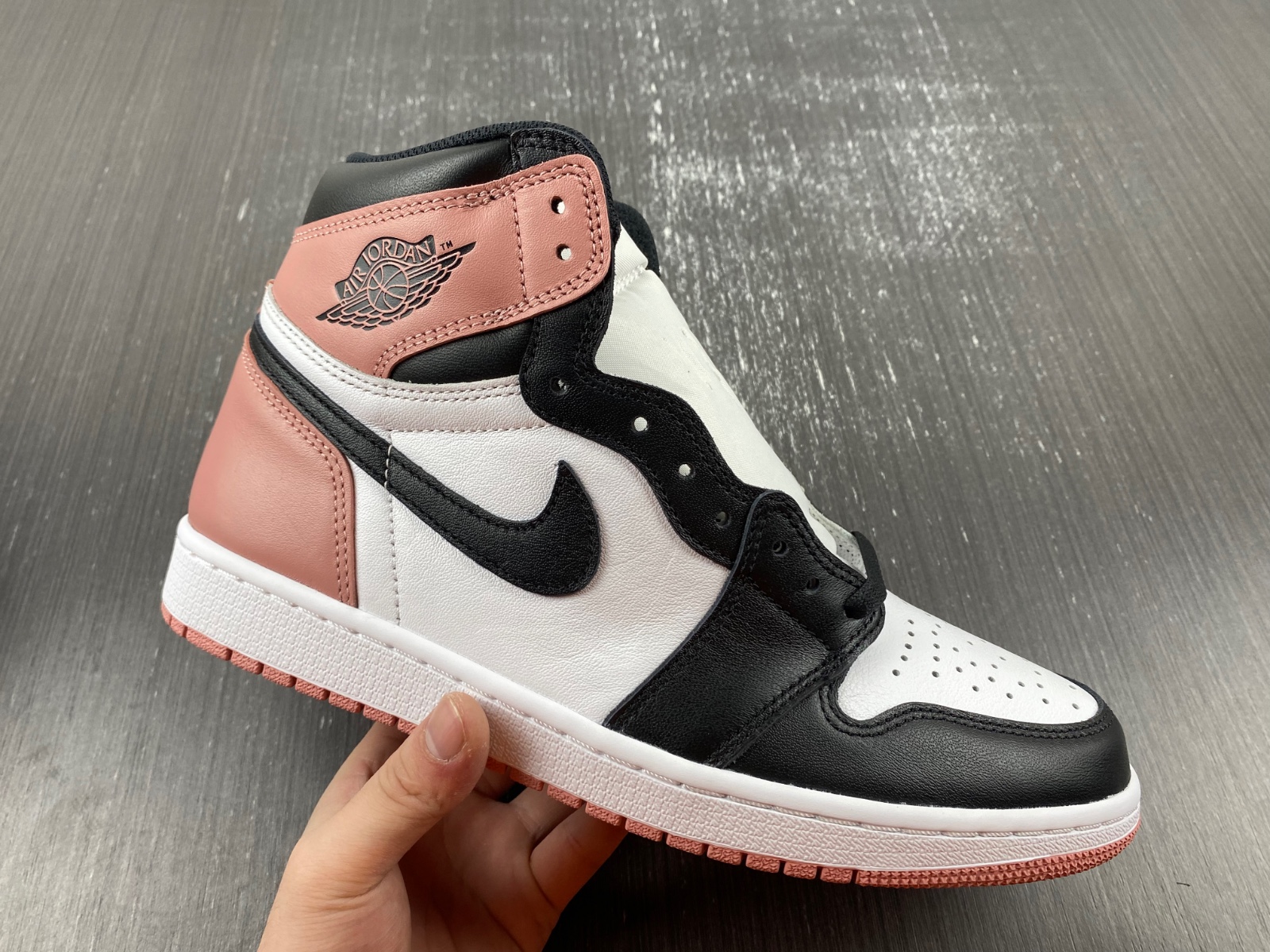 Jordan 1 Retro High Rust Pink