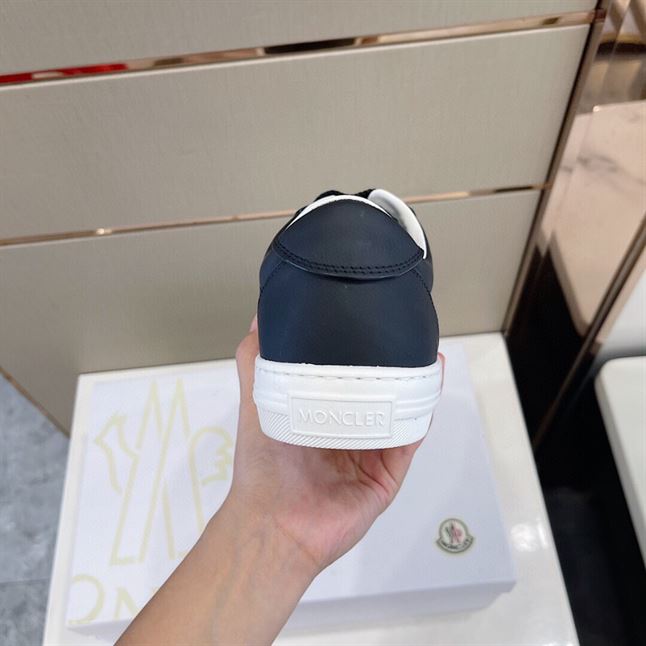 MONCLER LOW-TOP SNEAKERS – MCS011