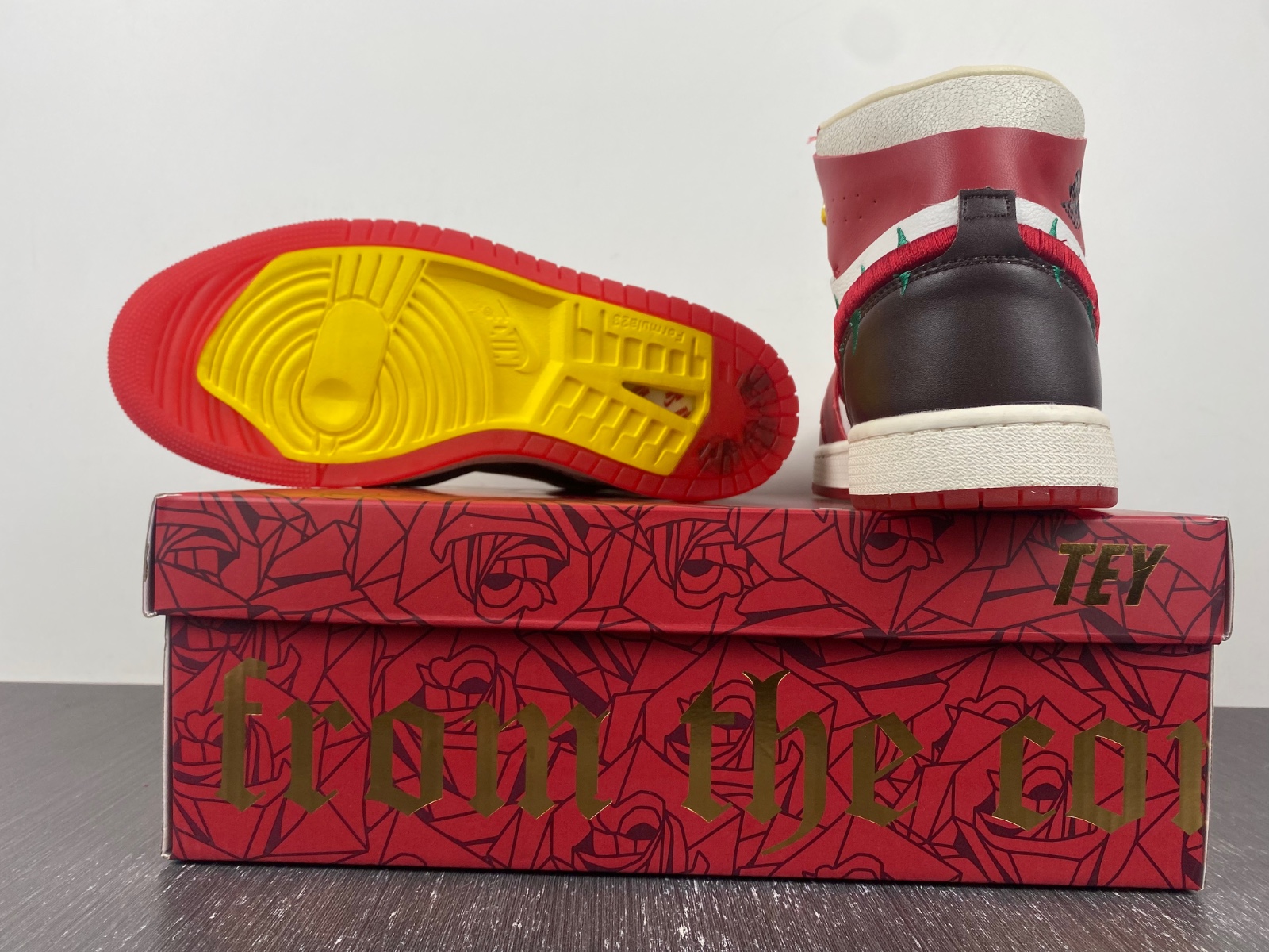 Jordan 1 High Zoom Air CMFT 2 Teyana Taylor A Rose From Harlem