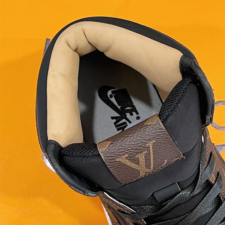 LOUIS VUITTON X AIR JORDAN 1 – LVS111