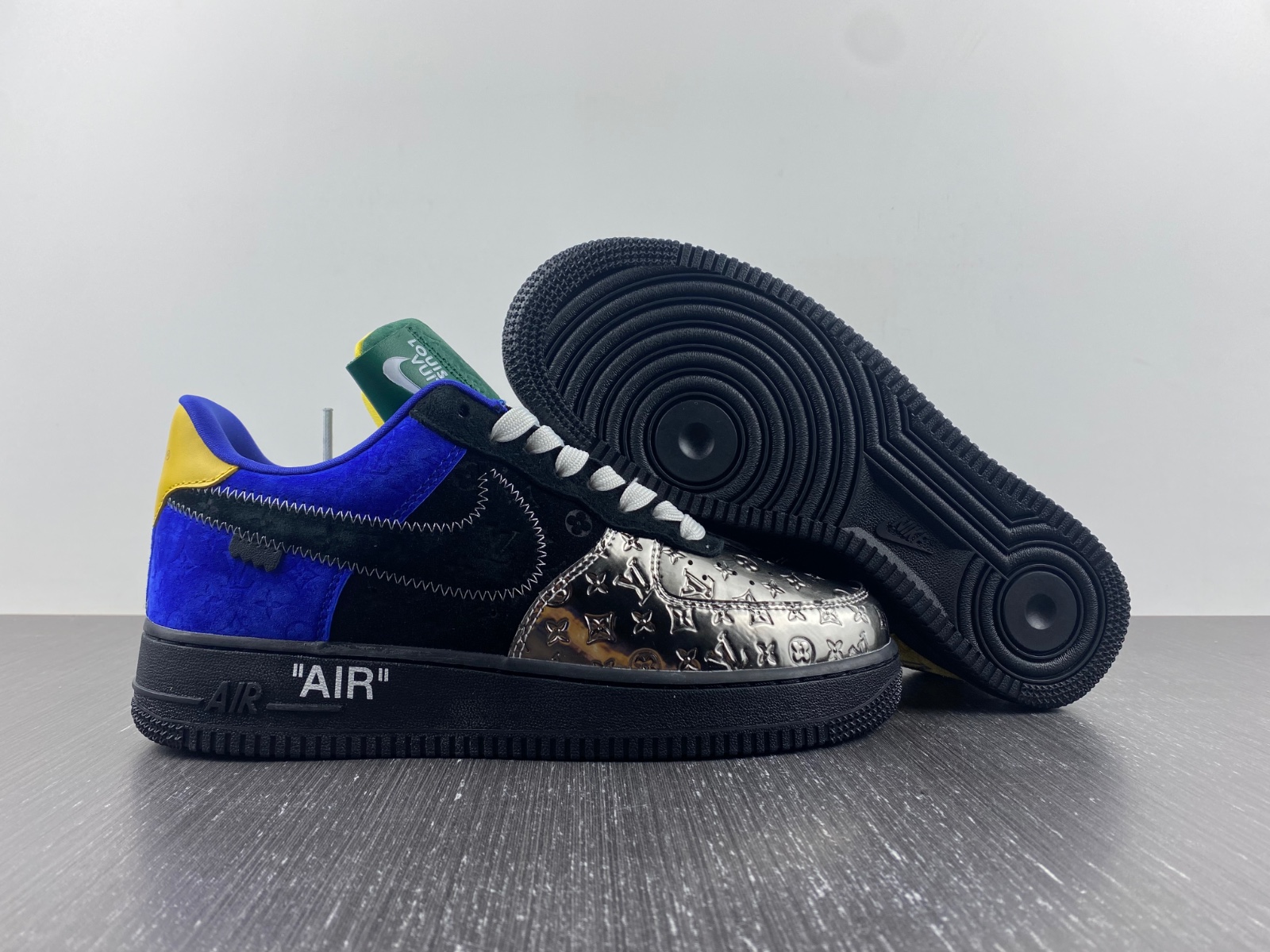 Nike Air Force 1 Chrome Toe