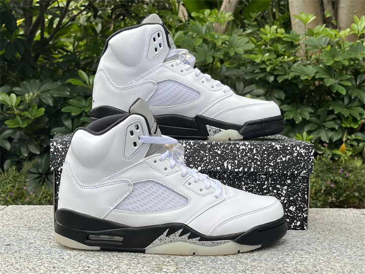Air Jordan 5 reverse metallic