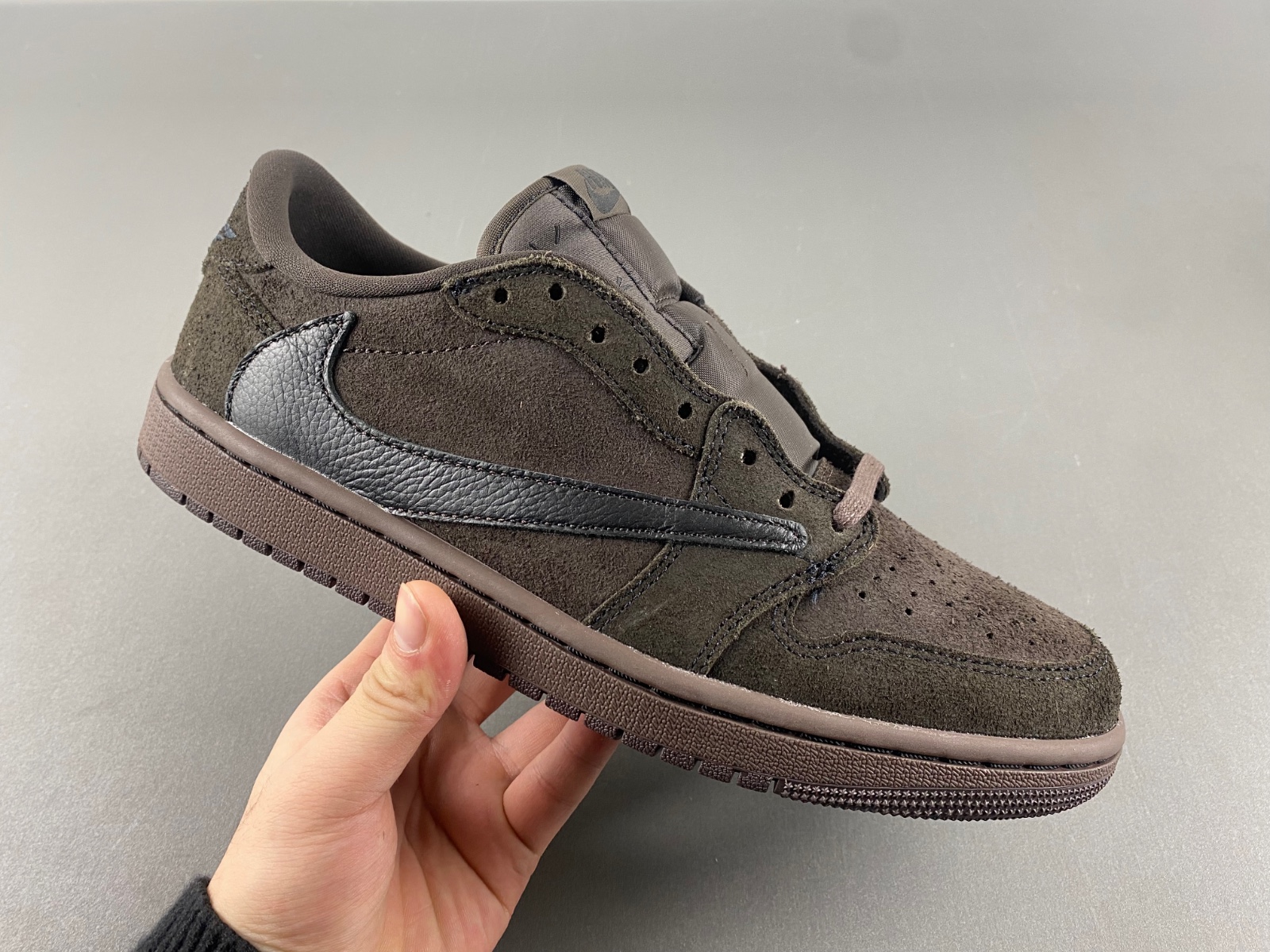 Travis Scott x Air Jordan 1 Retro Low OG SP Velvet Brown