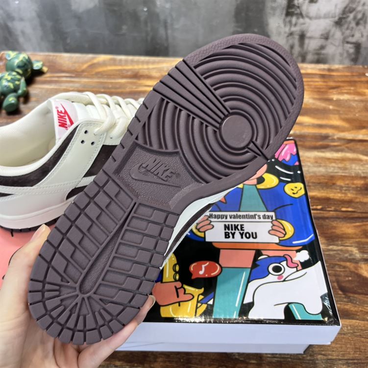 NIKE SB DUNK LOW SNEAKER – NSN017