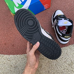 Supreme x Nike SB Dunk Low