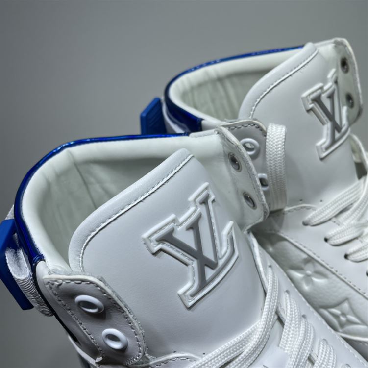 LOUIS VUITTON RIVOLI BOOTS – LVS105