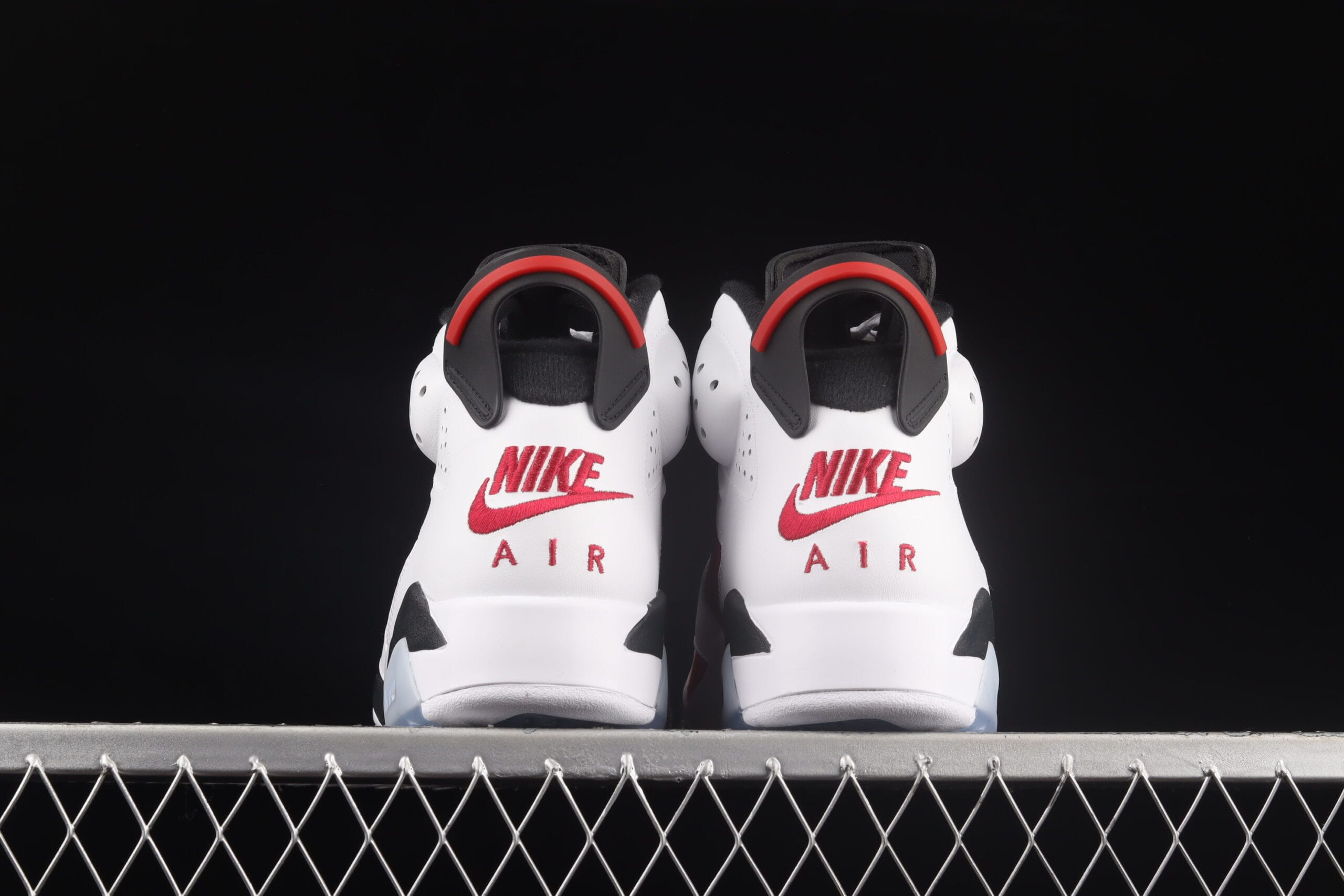 Jordan 6 Retro Carmine