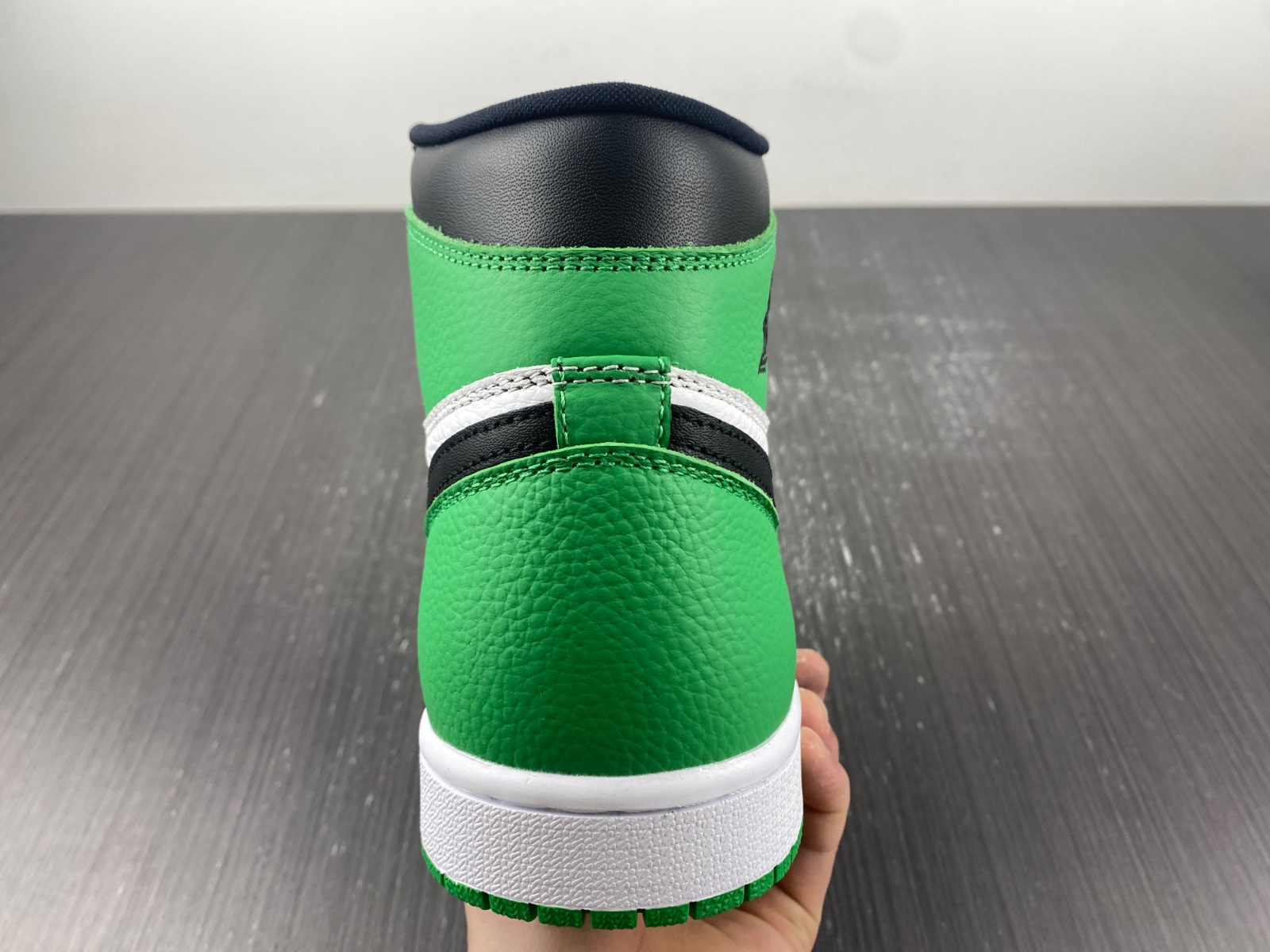 Air Jordan 1 High “Lucky Green”