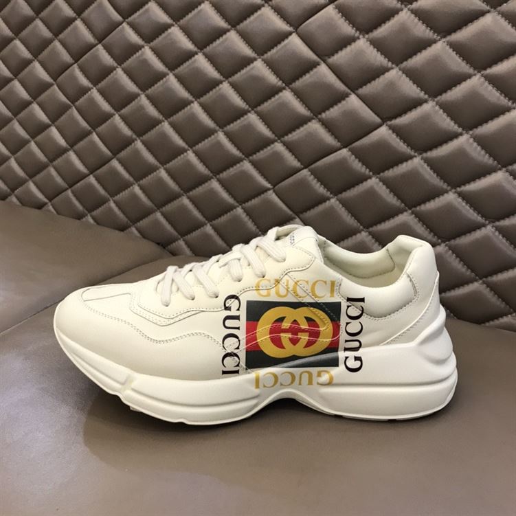 GUCCI RHYTON LOGO PRINT LOW TOP LEATHER TRAINERS – GCC009