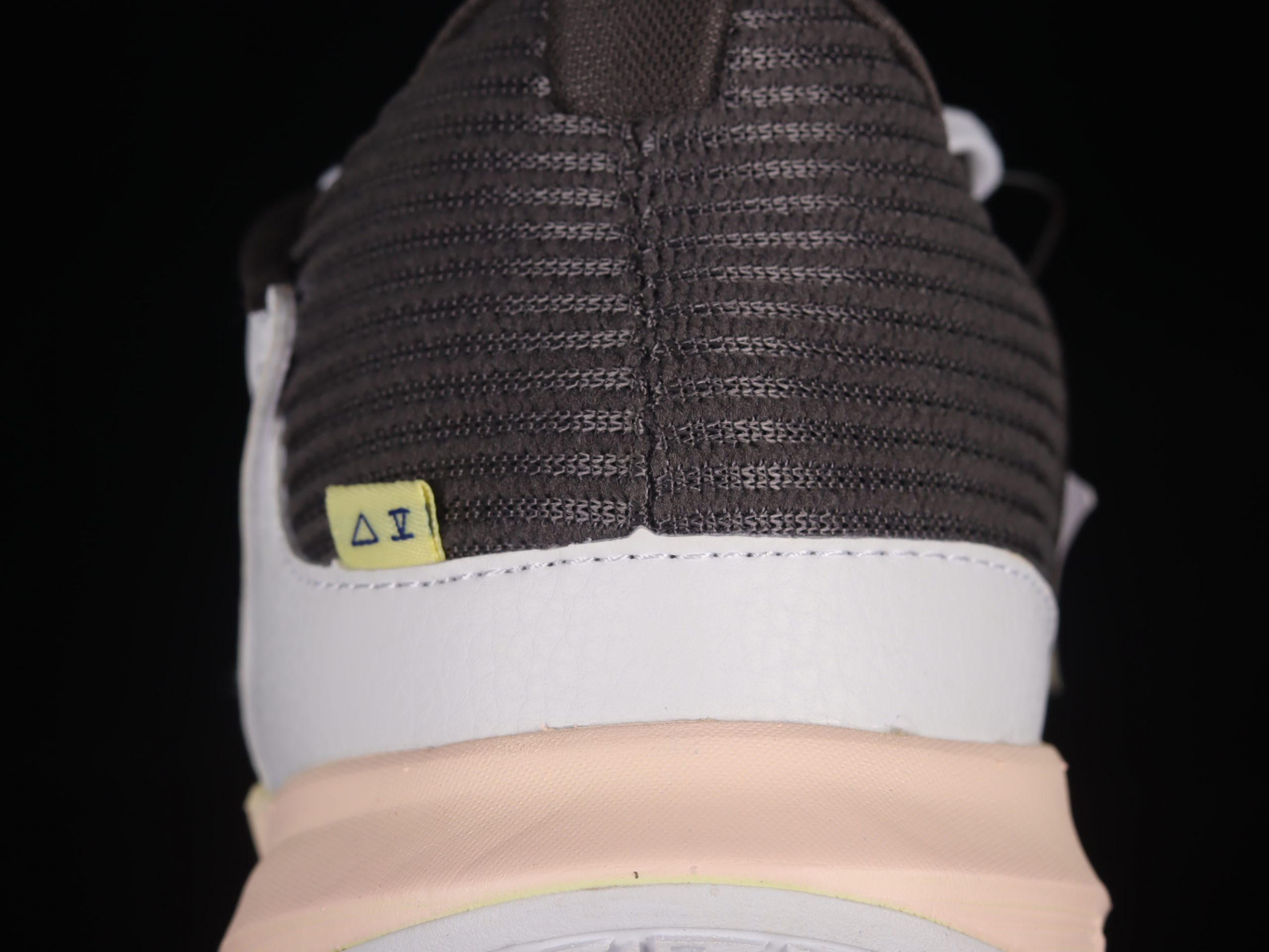 Nike Kyrie Low 5 Butterfly Effect