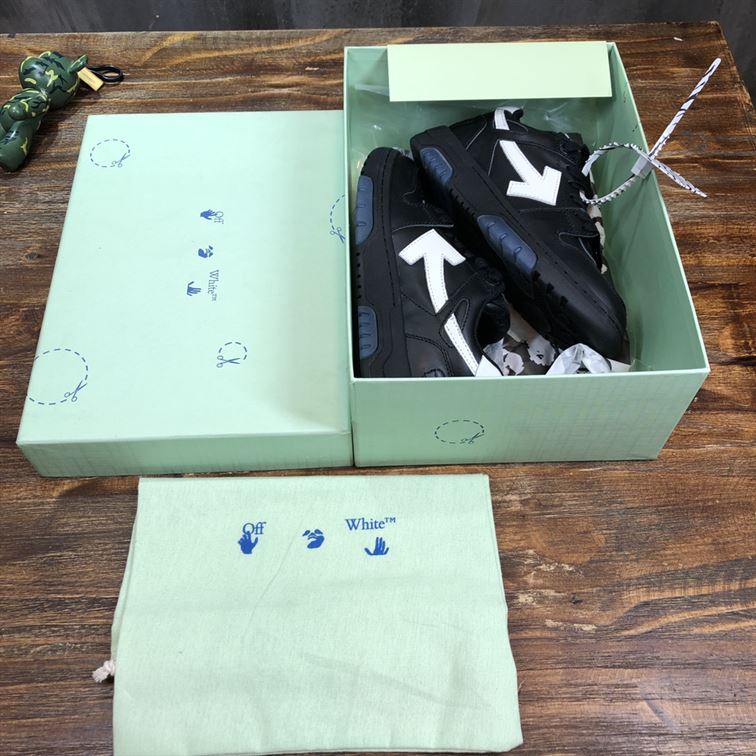 OFF-WHITE OUT OF OFFICE “OOO” SNEAKERS – OFW003