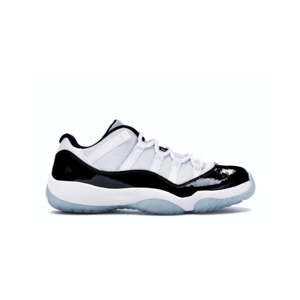 Air Jordan 11 Retro Low Concord