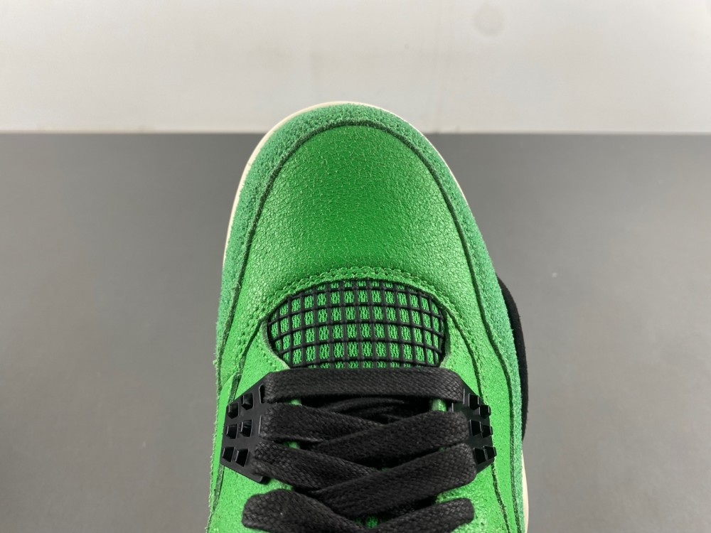 Air Jordan 4 Retro Manila